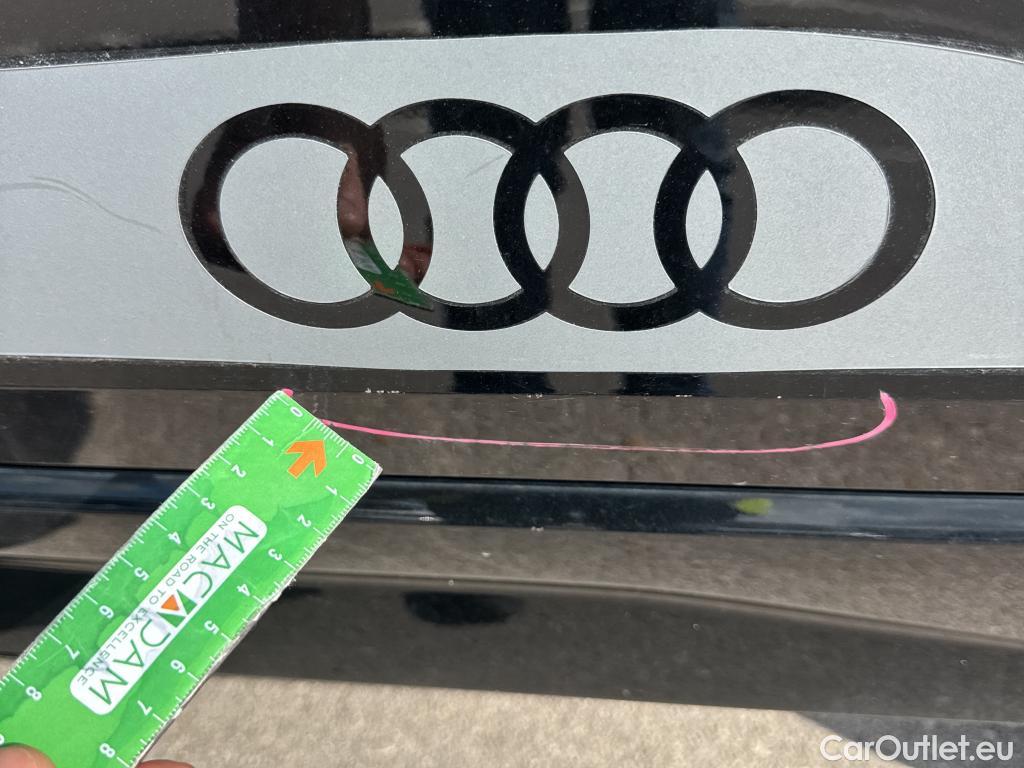  Audi  Q2 AUDI  / 2016 / 5P / todoterreno Sport 35 TDI 110kW (150CV) #18