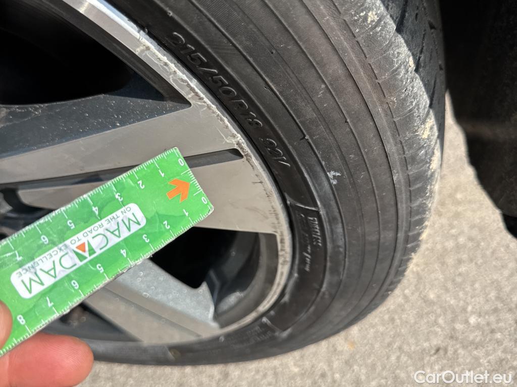  Audi  Q2 AUDI  / 2016 / 5P / todoterreno Sport 35 TDI 110kW (150CV) #10