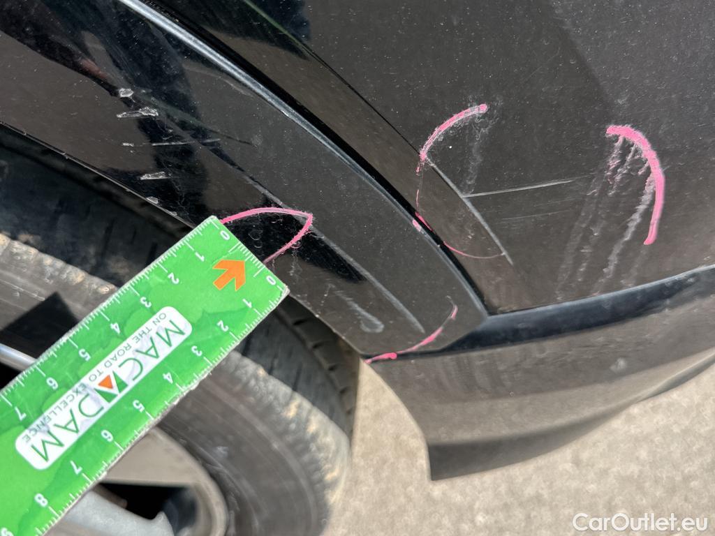  Audi  Q2 AUDI  / 2016 / 5P / todoterreno Sport 35 TDI 110kW (150CV) #43