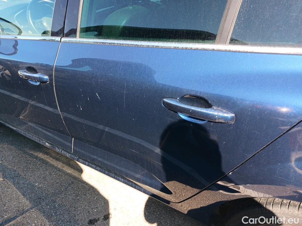  Renault  Megane RENAULT MÉGANE 5P 4G FAMILIAR Sp. Tourer Zen En. dCi 96kW (130CV) #17