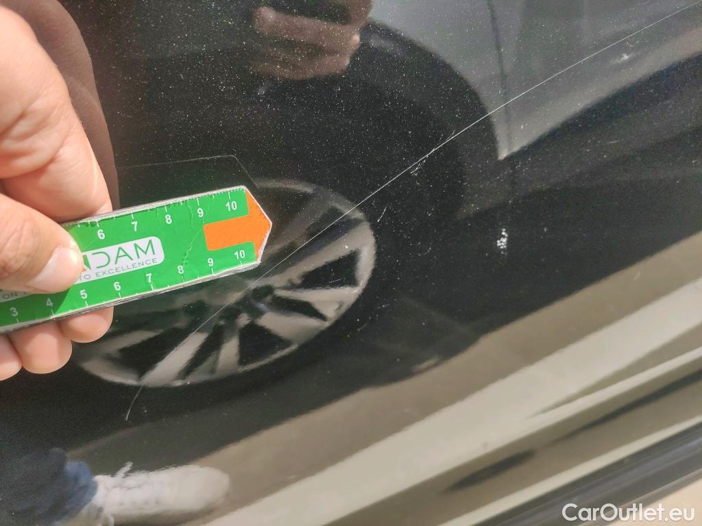  Audi  A4 AUDI  / 2019 / 4P / sedán Advanced 30 TDI 100kW (136CV) S tronic #12