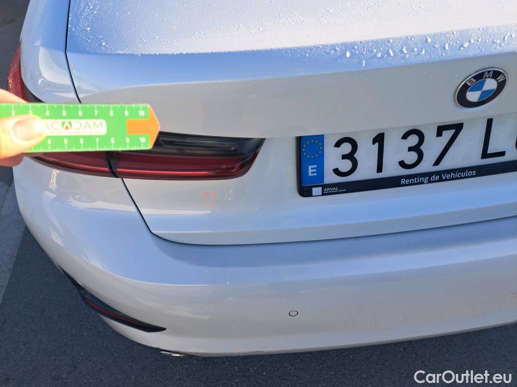  Bmw  Serie 3 BMW  / 2018 / 4P / sedán 320d Auto. #15