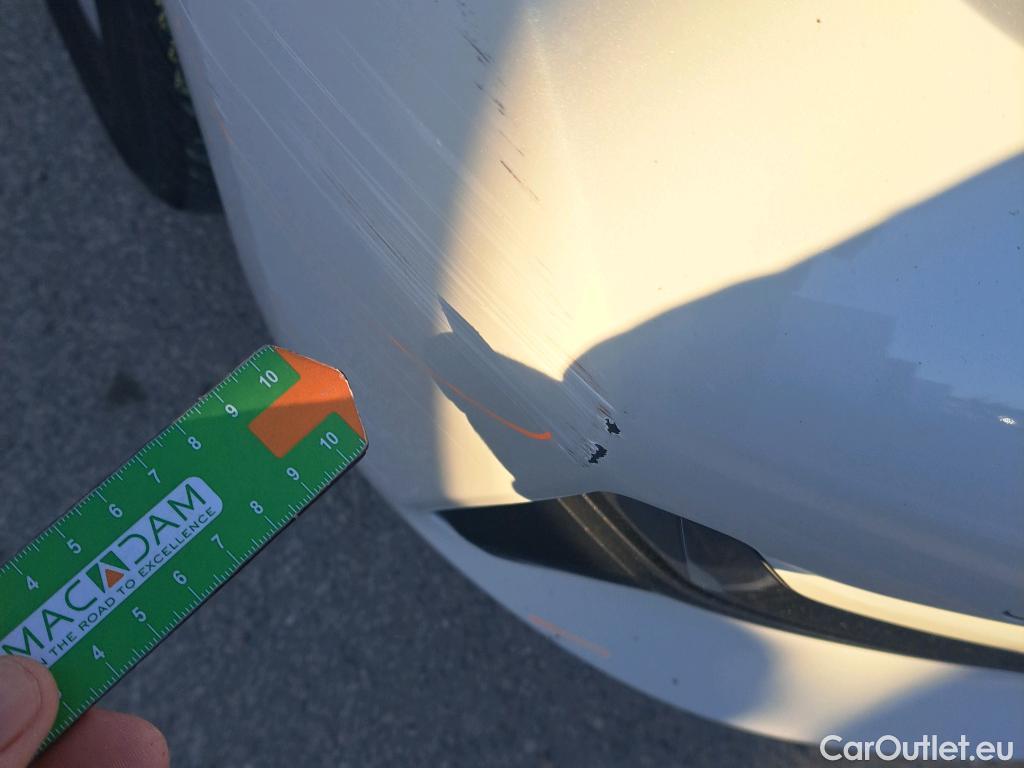  Bmw  Serie 3 BMW  / 2018 / 4P / sedán 320d Auto. #7