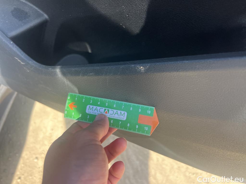  Bmw  X1 BMW  / 2019 / 5P / todoterreno sDrive16d Business #34