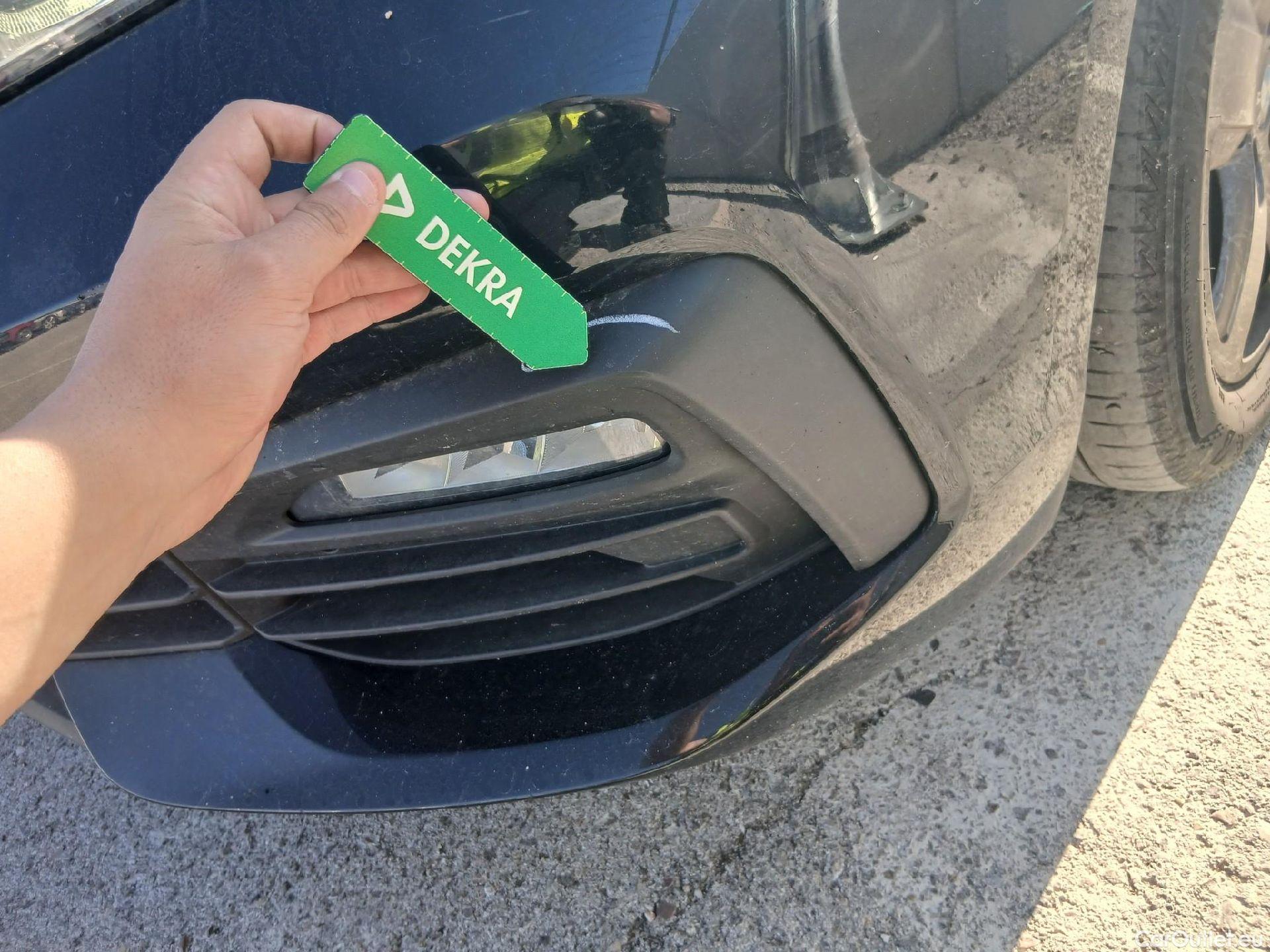  Bmw  Serie 1 BMW  / 2019 / 5P / berlina con portón 118i #4