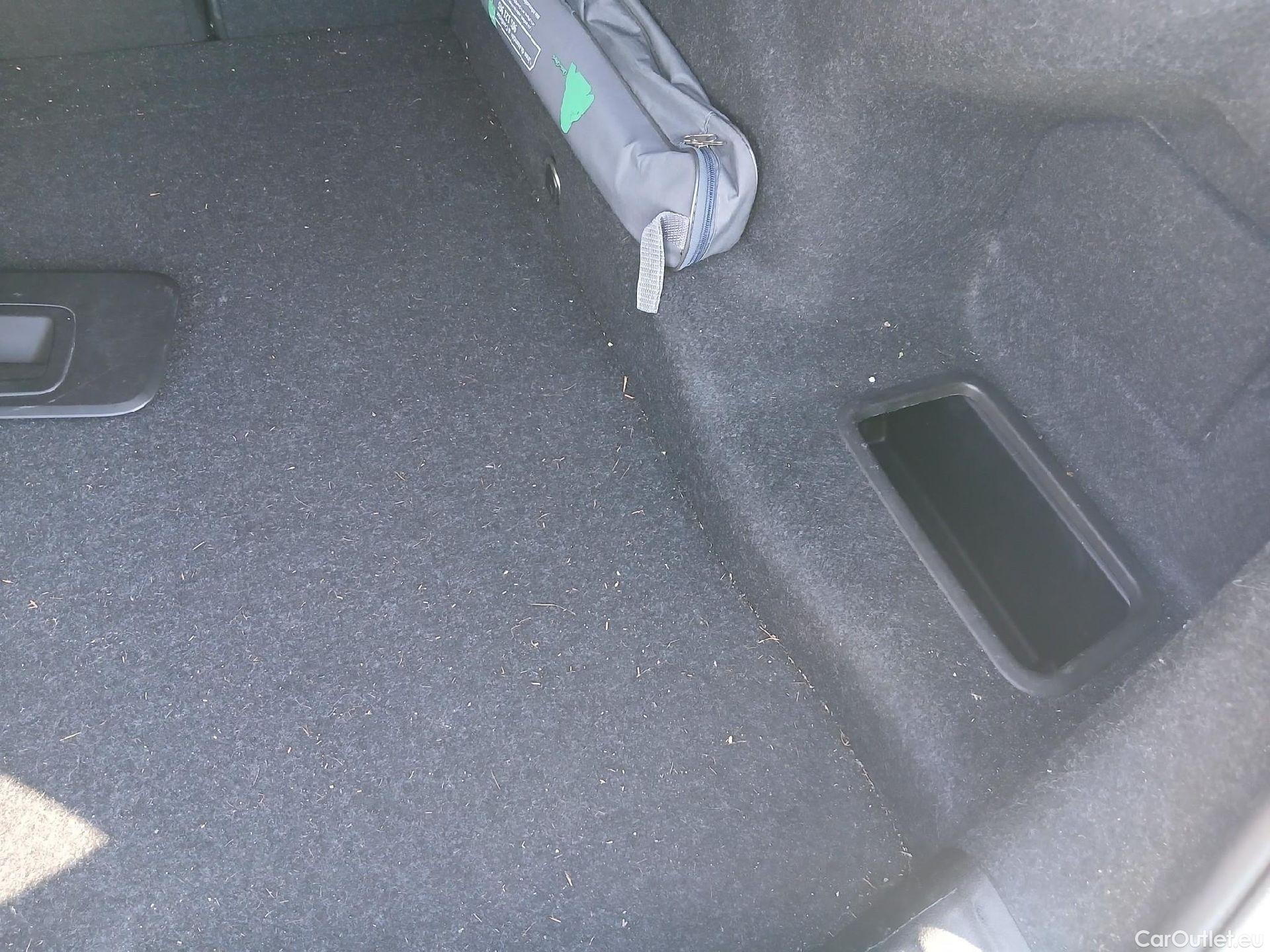  Bmw  Serie 5 BMW  / 2020 / 4P / sedán 520dA #1