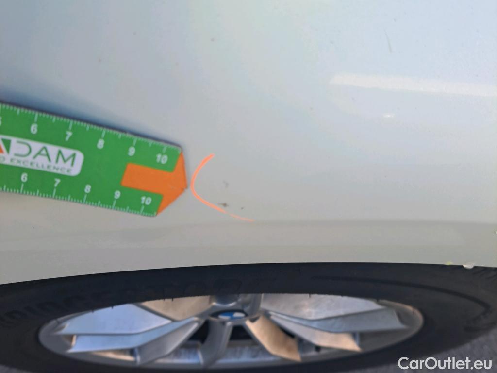  Bmw  Serie 3 BMW  / 2018 / 4P / sedán 320d Auto. #14