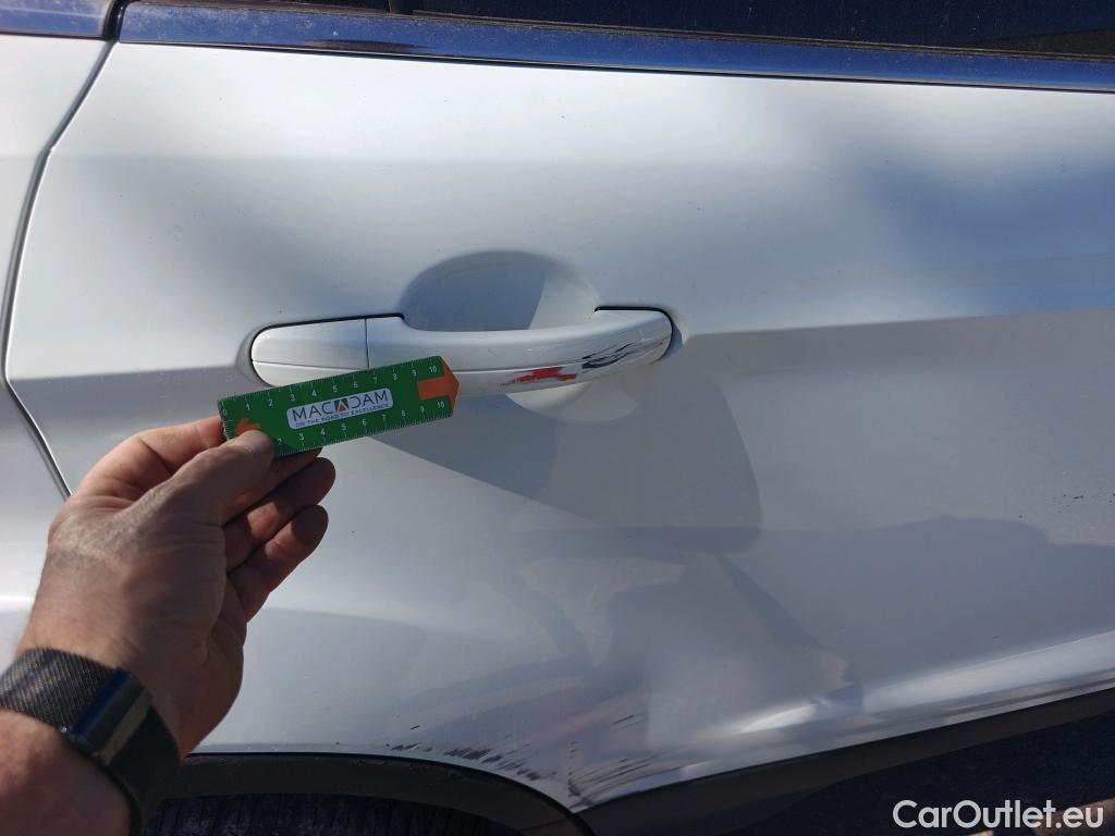  Ford  Kuga FORD  / 2016 / 5P / todoterreno 1.5 EcoBoost 88kW 4x2 Trend+ (CX) #39