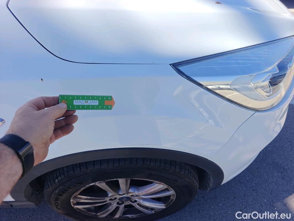  Ford  Kuga FORD  / 2016 / 5P / todoterreno 1.5 EcoBoost 88kW 4x2 Trend+ (CX) #24