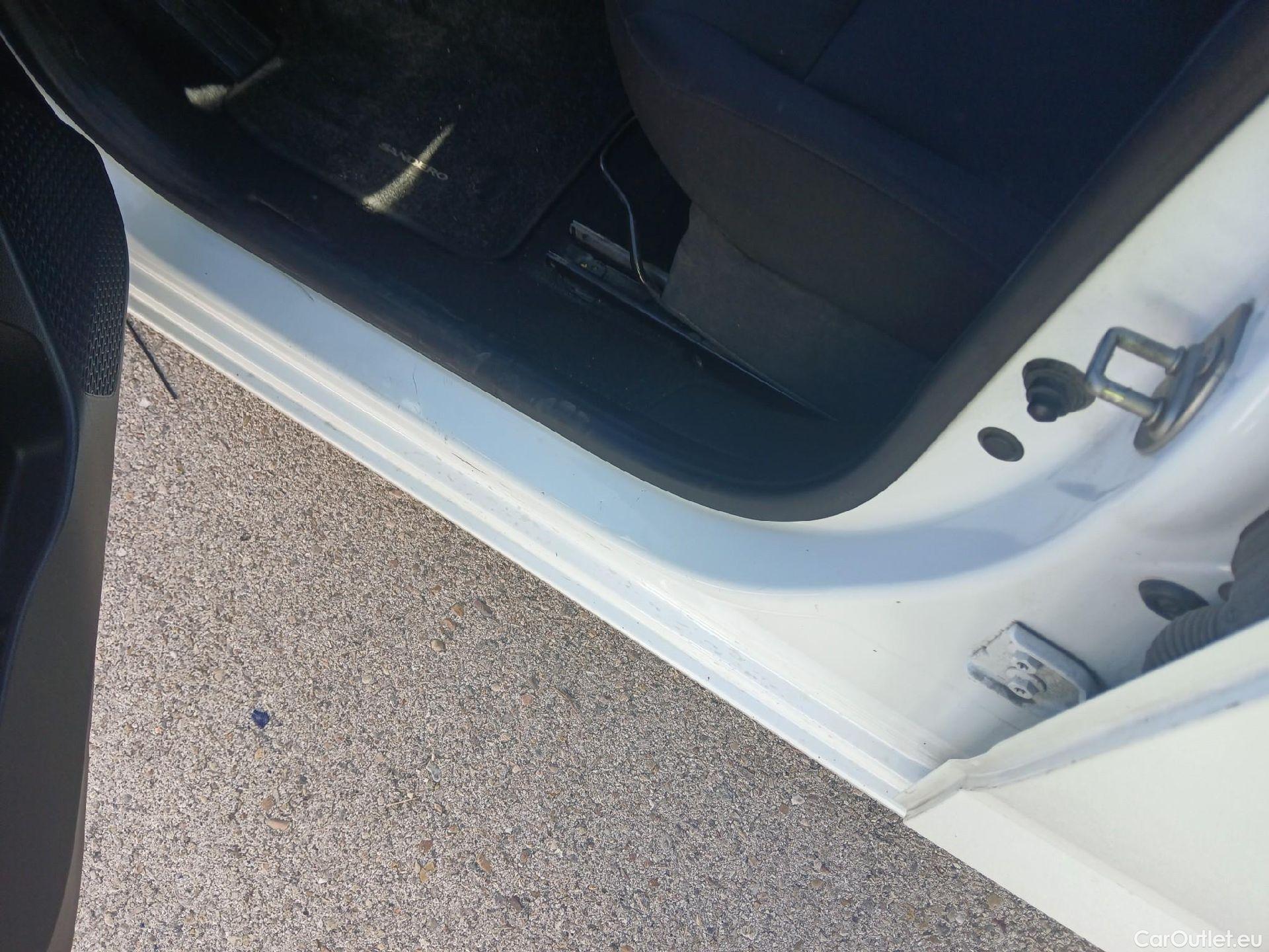  Dacia  Sandero DACIA  / 2020 / 5P / berlina con portón Essential 74kW (100CV) ECO-G #22