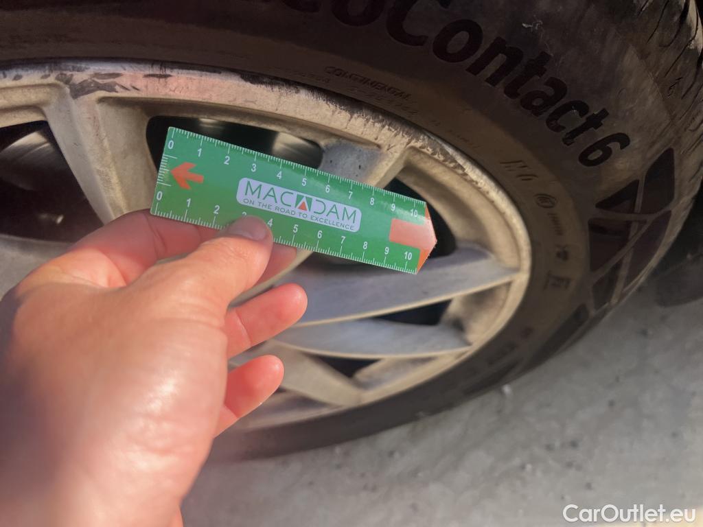  Bmw  X1 BMW  / 2019 / 5P / todoterreno sDrive16d Business #25