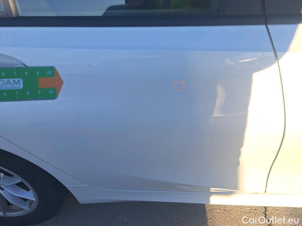  Bmw  Serie 3 BMW  / 2018 / 4P / sedán 320d Auto. #3