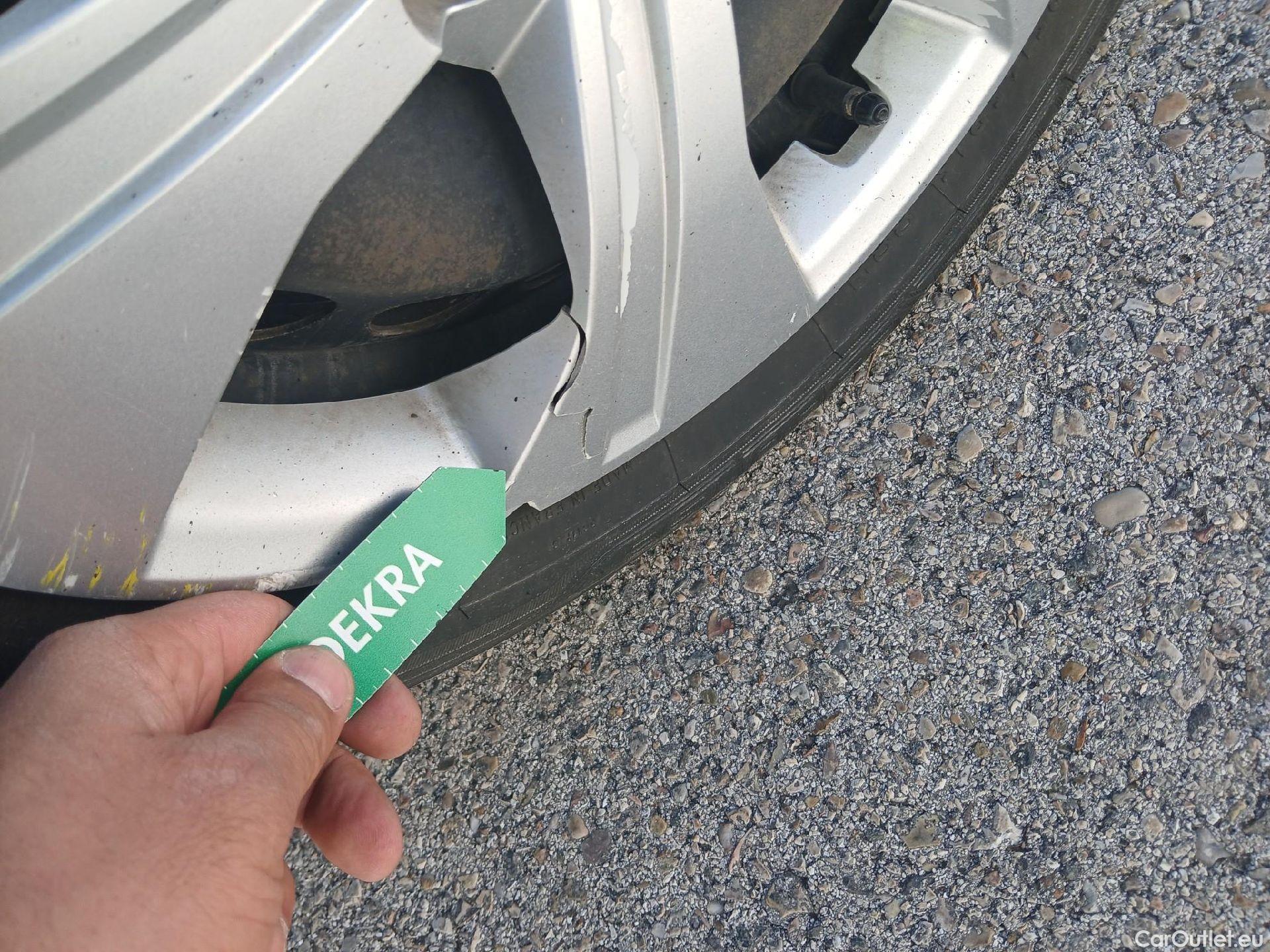  Dacia  Sandero DACIA  / 2020 / 5P / berlina con portón Essential 74kW (100CV) ECO-G #24