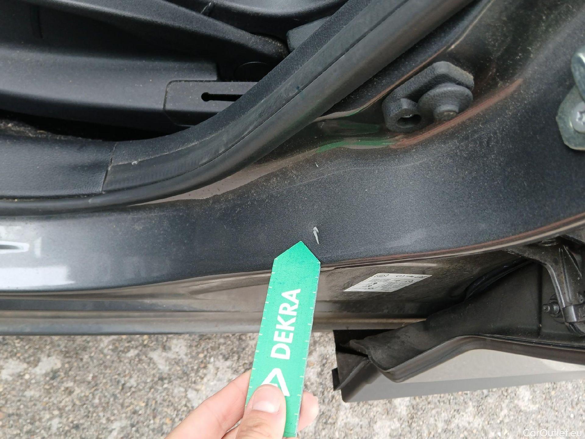  Nissan  Juke NISSAN  / 2019 / 5P / crossover DIG-T 84 kW (114 CV) 6M/T Acenta #12