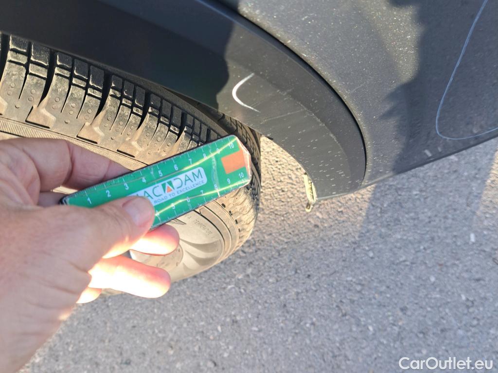  Nissan  Qashqai NISSAN  / 2021 / 5P / todoterreno DIG-T 116kW (158CV) mHEV Xtronic Acenta (AC) #32