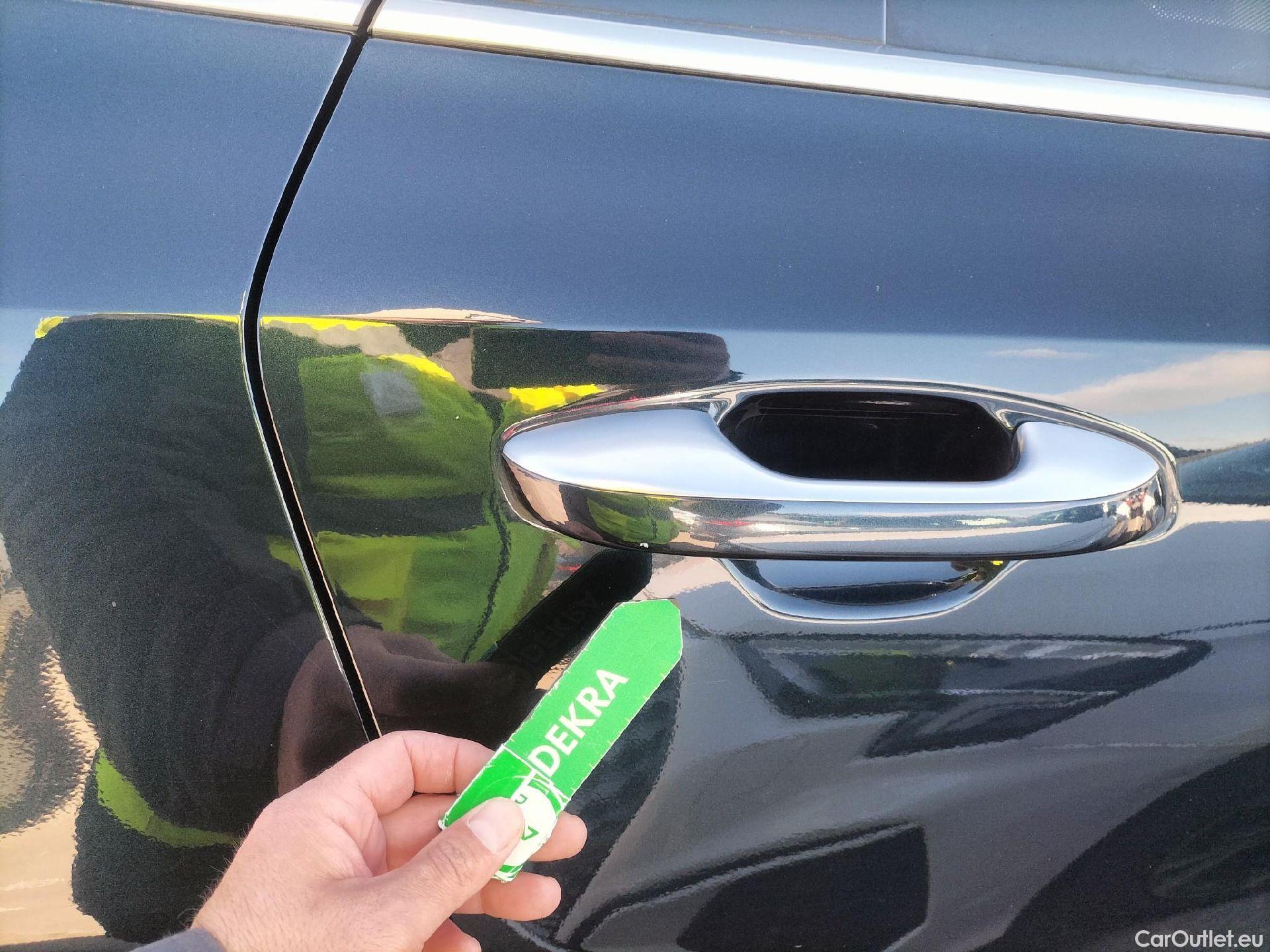  KIA  Sorento KIA  / 2020 / 5P / todoterreno 1.6 T-GDi PHEV Emotion 4x4 7pl P.Luxury #38