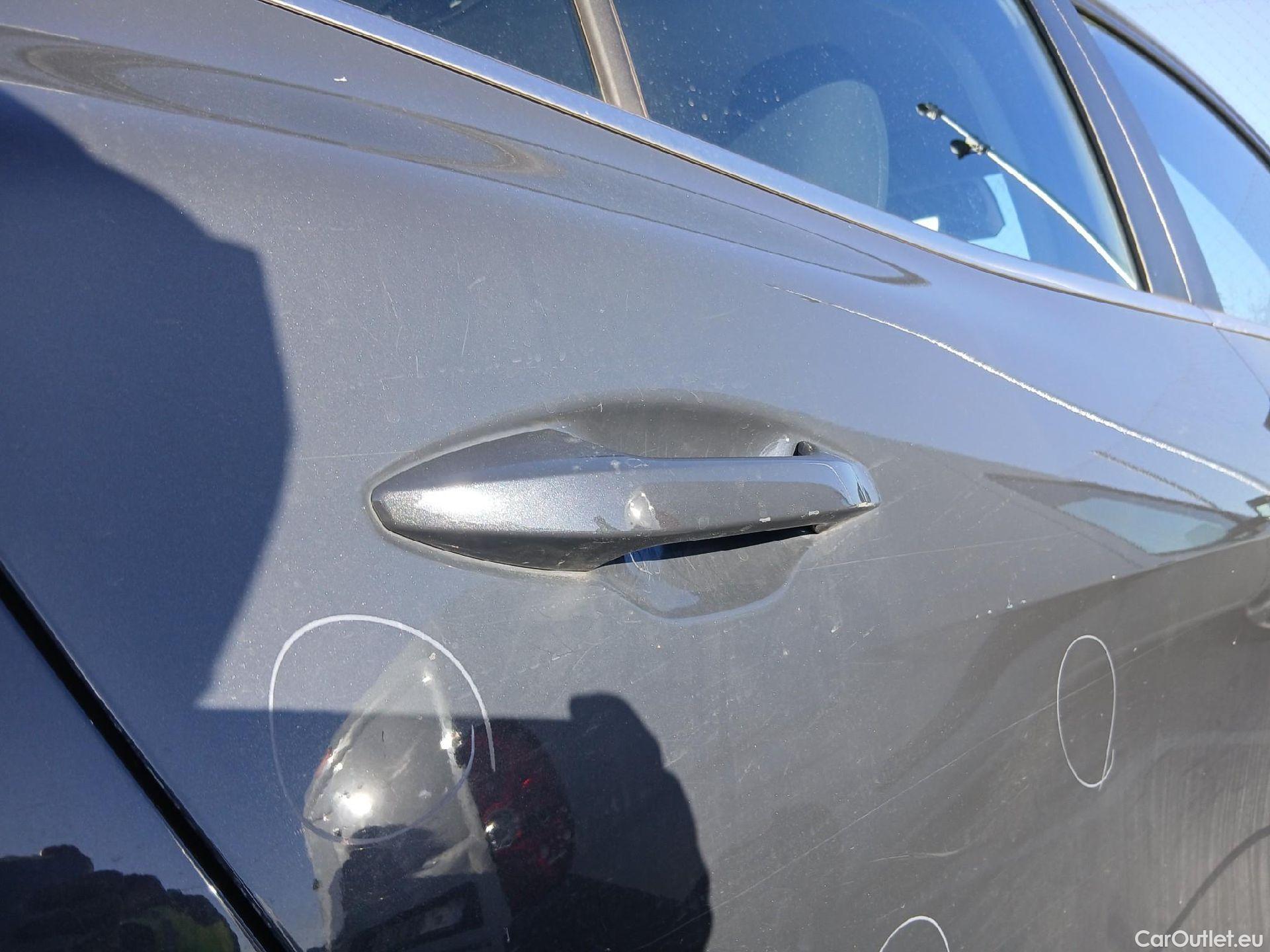  KIA  Sportage KIA  / 2022 / 5P / todoterreno 1.6 T-GDi 110kW (150CV) Concept 4x2 #53