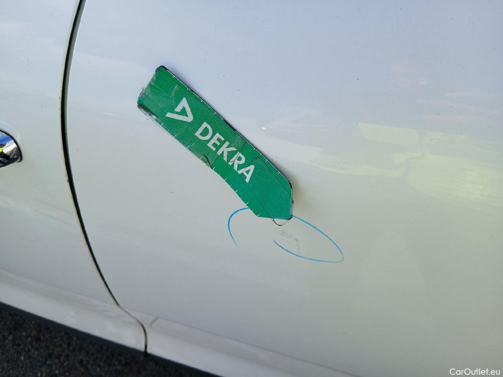  KIA  Niro KIA  / 2019 / 5P / crossover 1.6 GDi HEV 104kW (141CV) Drive #13