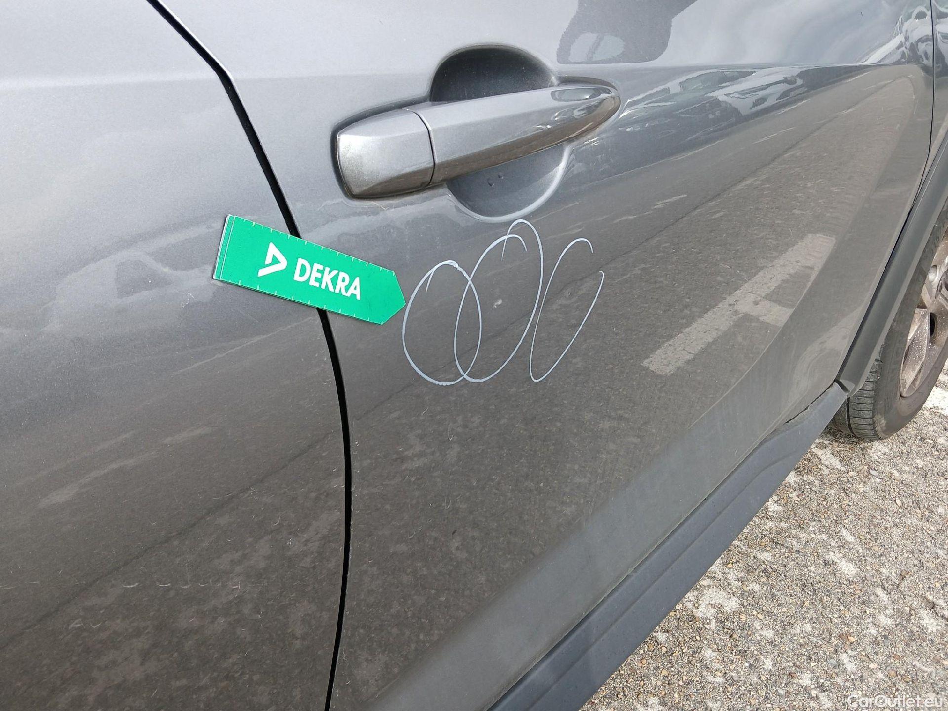  Nissan  Juke NISSAN  / 2019 / 5P / crossover DIG-T 84 kW (114 CV) 6M/T Acenta #43