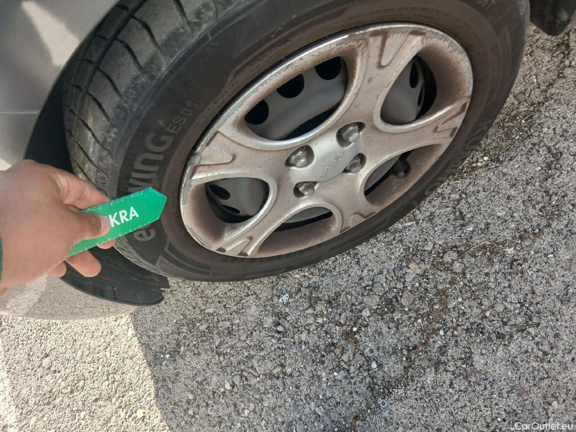  KIA  Picanto KIA  / 2020 / 5P / berlina con portón 1.0 DPi 49kW (67CV) Concept #13