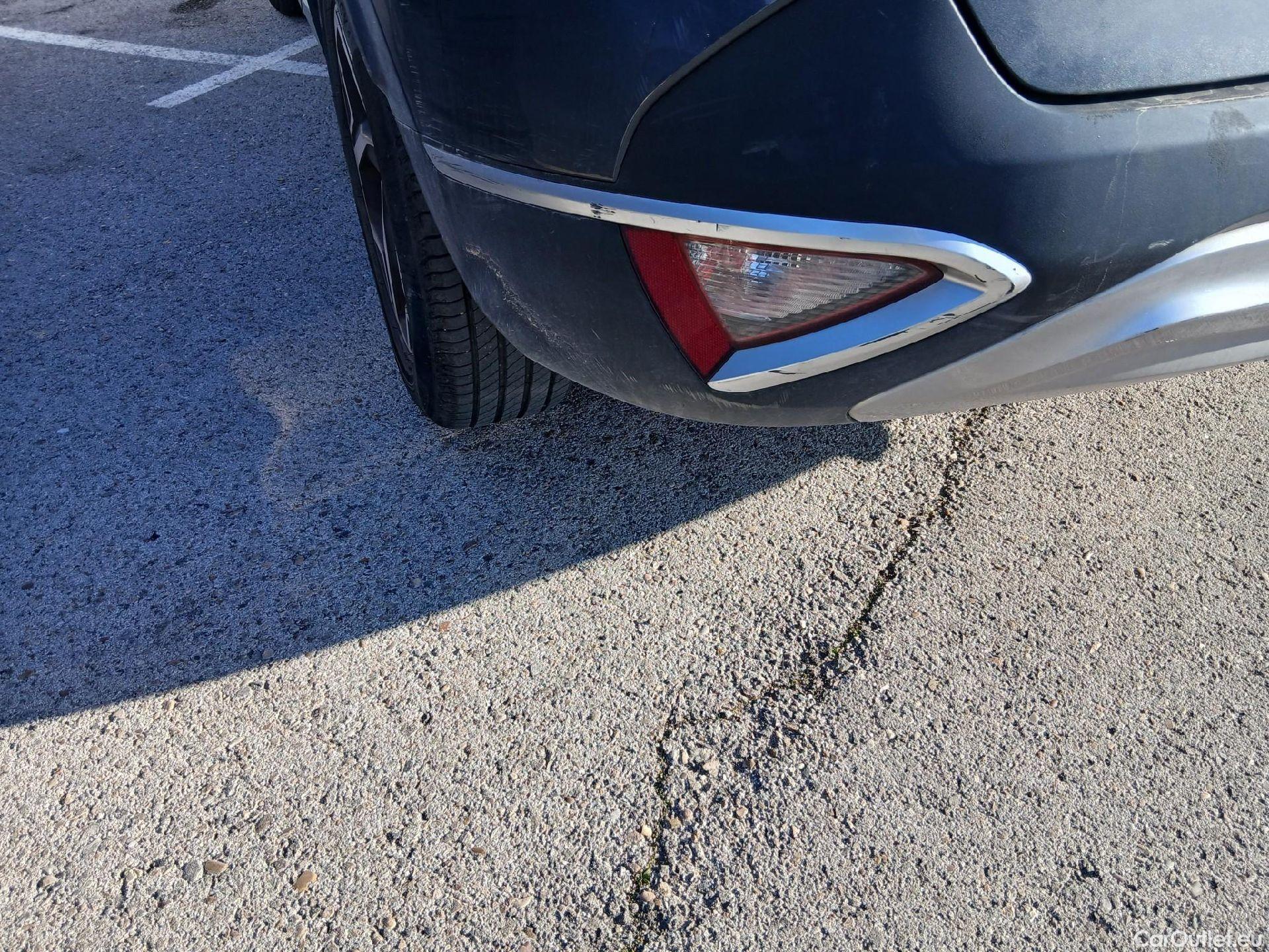  KIA  Sportage KIA  / 2022 / 5P / todoterreno 1.6 T-GDi 110kW (150CV) Concept 4x2 #30