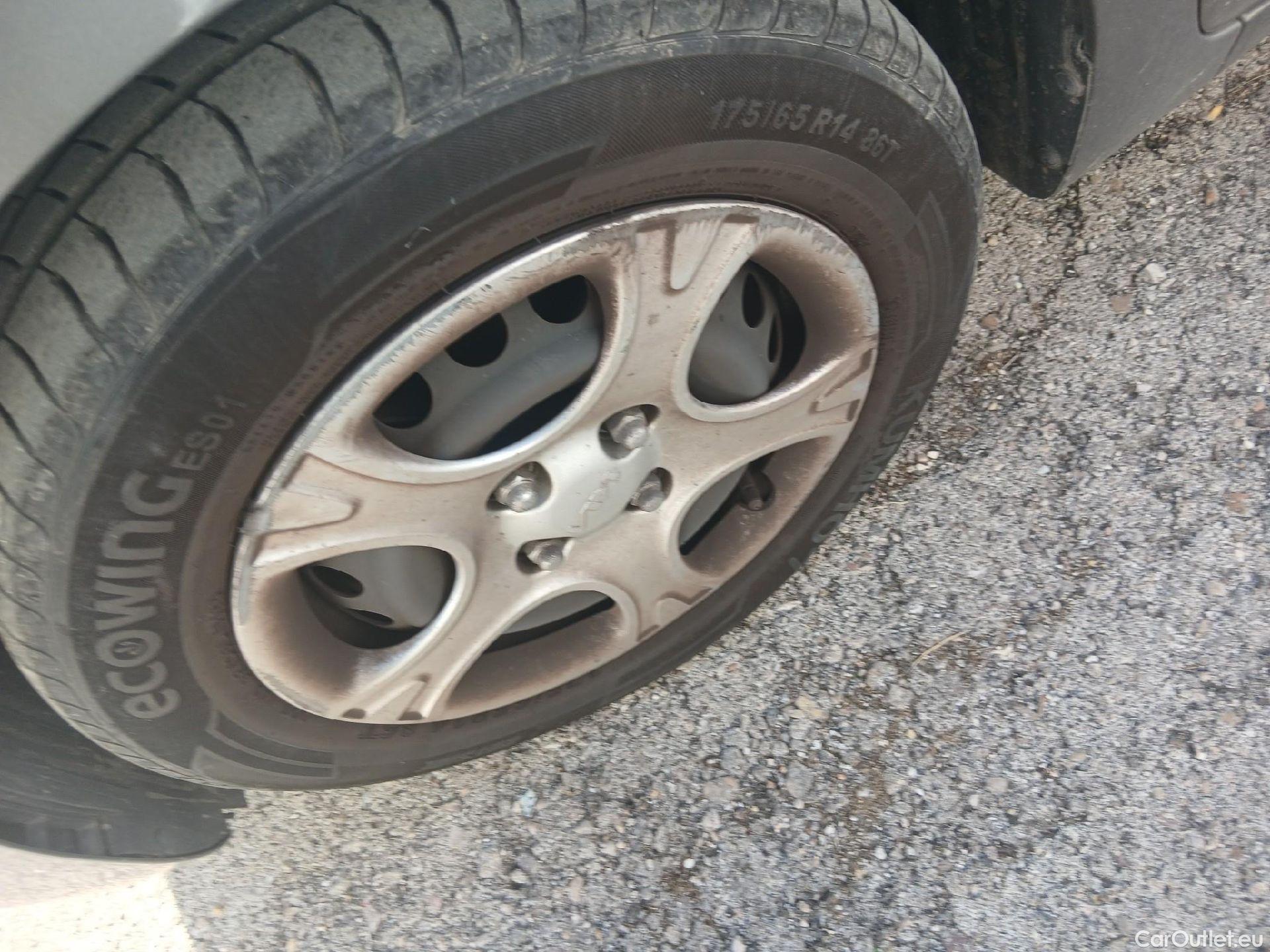  KIA  Picanto KIA  / 2020 / 5P / berlina con portón 1.0 DPi 49kW (67CV) Concept #12