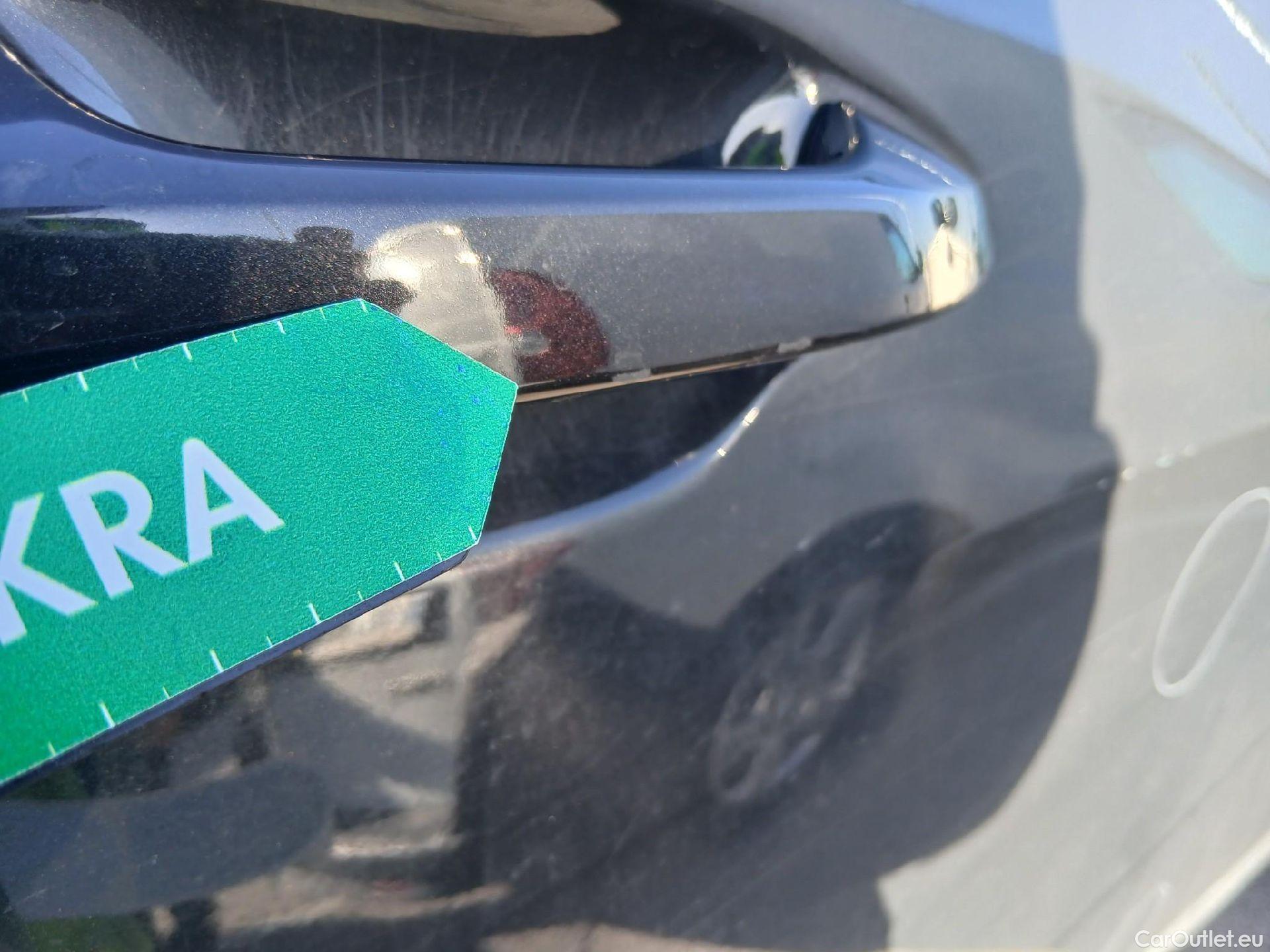  KIA  Sportage KIA  / 2022 / 5P / todoterreno 1.6 T-GDi 110kW (150CV) Concept 4x2 #54