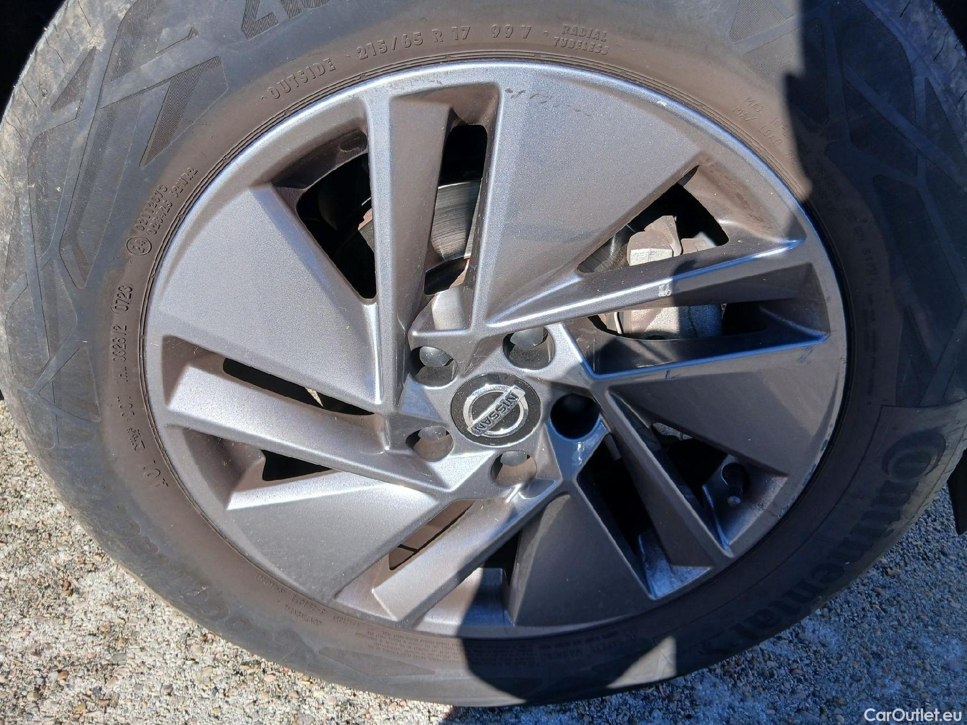  Nissan  Qashqai NISSAN  / 2021 / 5P / todoterreno DIG-T 103kW (140CV) mHEV 4x2 Acenta #41