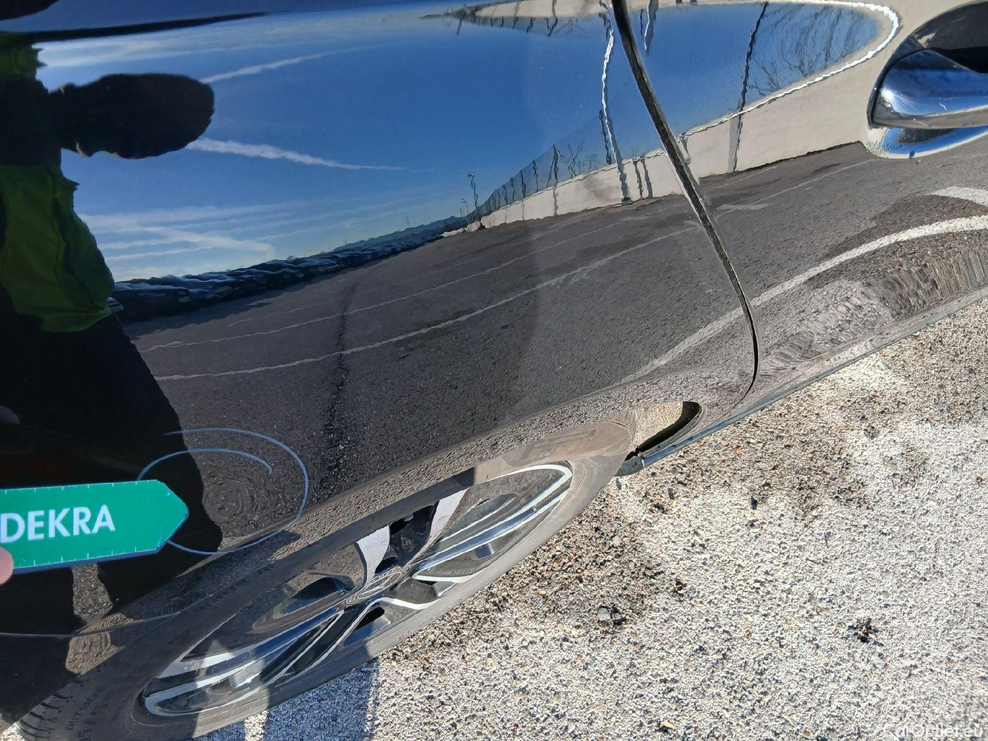  Mercedes  A-Klasse MERCEDES-BENZ Clase A / 2018 / 5P / berlina con portón A 180 d #21