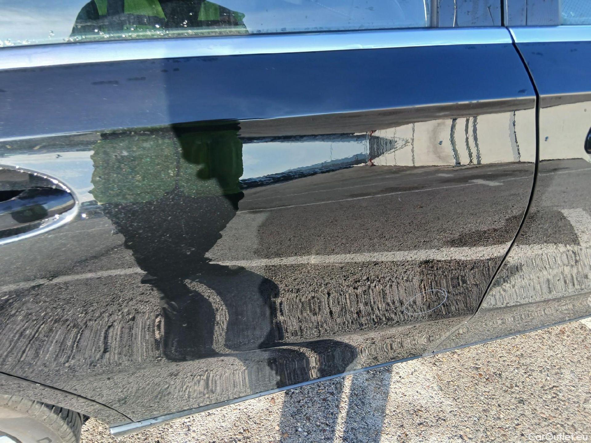  Mercedes  A-Klasse MERCEDES-BENZ Clase A / 2018 / 5P / berlina con portón A 180 d #23