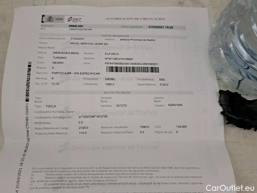  Mercedes  CLA-Klasse MERCEDES-BENZ CLA / 2019 / 5P / familiar CLA 200 D DCT Shooting Brake #36