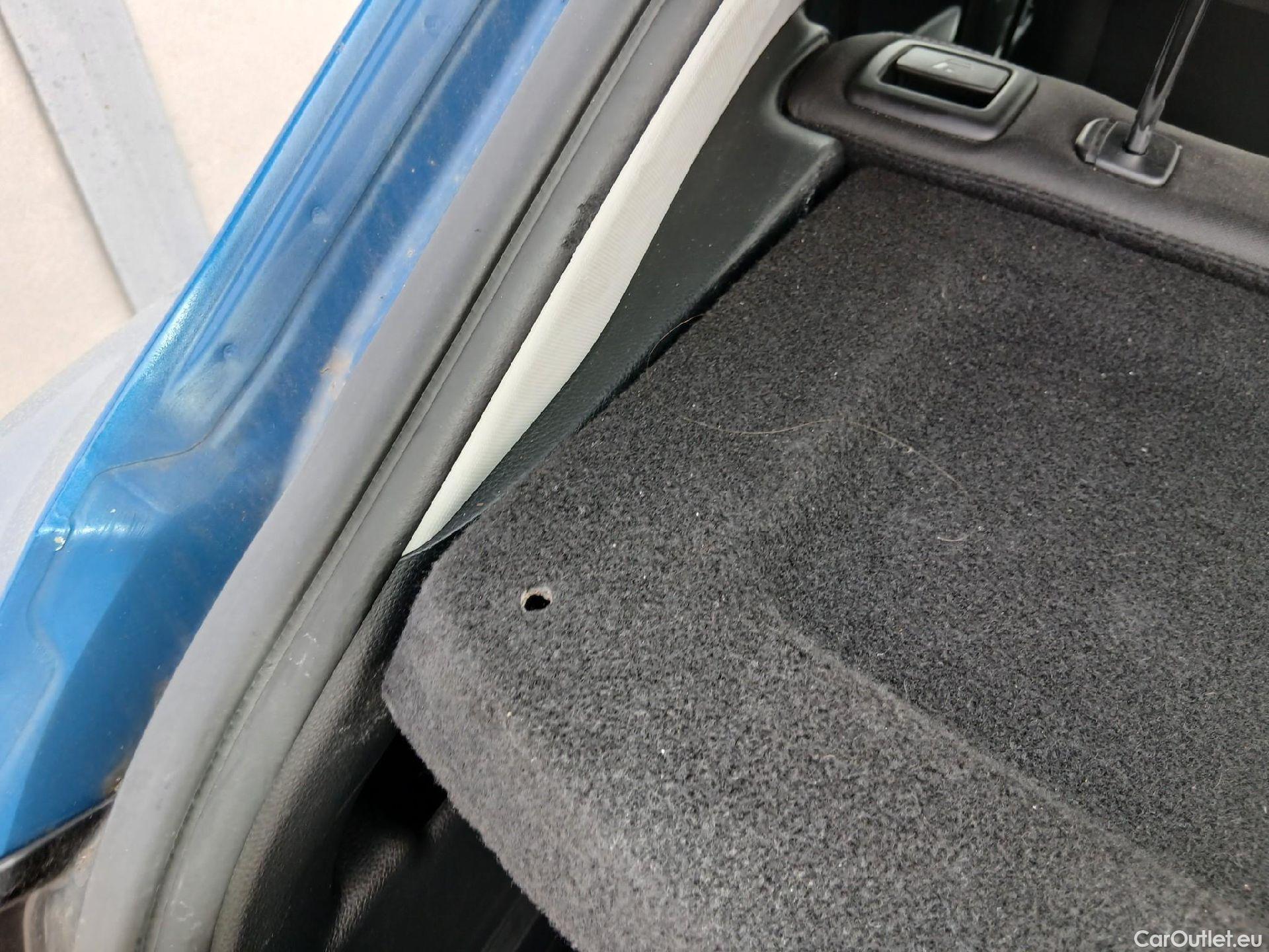  KIA  STONIC KIA  / 2017 / 5P / todoterreno 1.0 T-GDi 74kW (100CV) MHEV iMT Drive #28