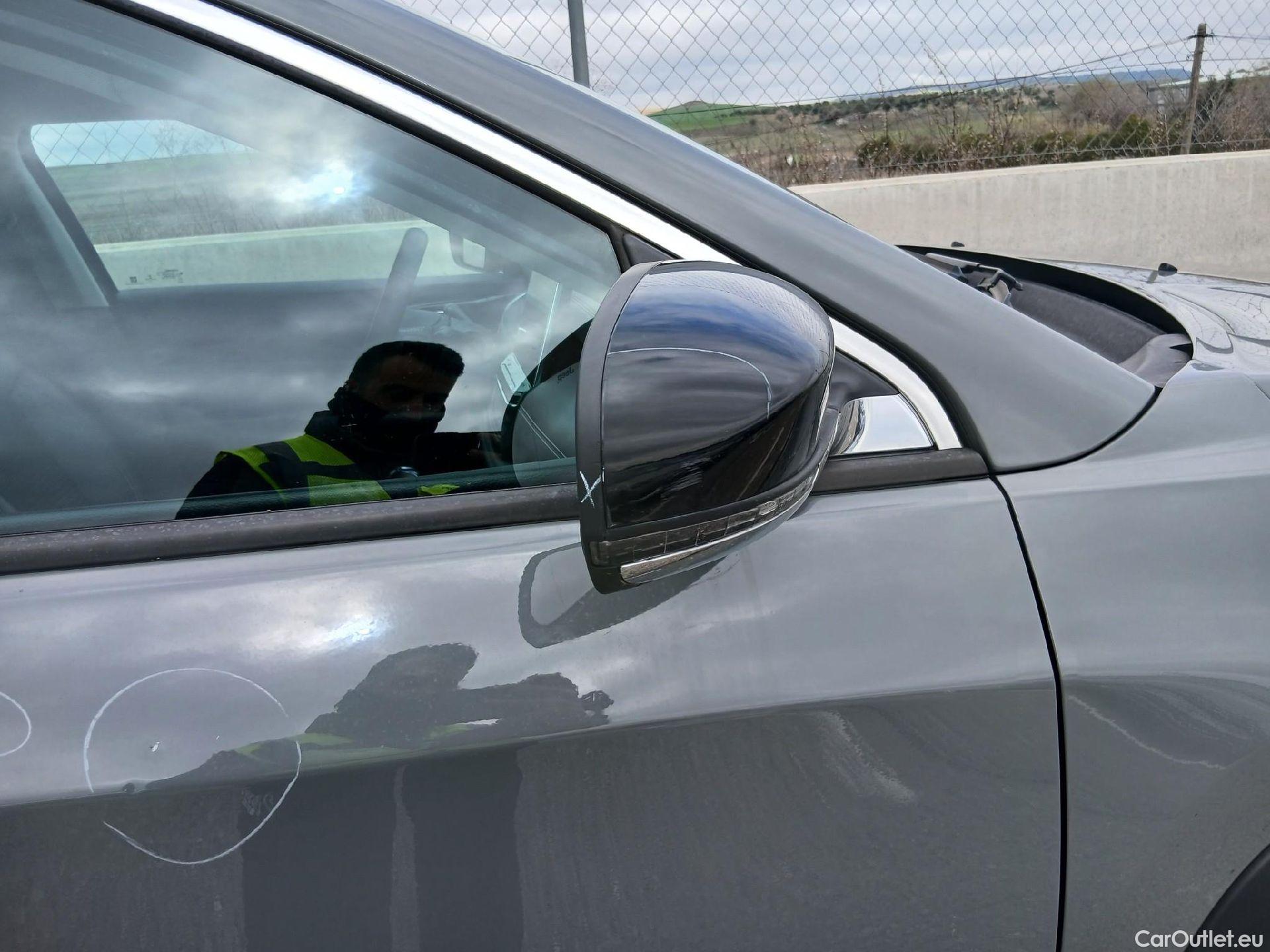  Jeep  Compass JEEP  / 2021 / 5P / todoterreno 1.3 PHEV 140kW (190CV) Limited AT AWD #29