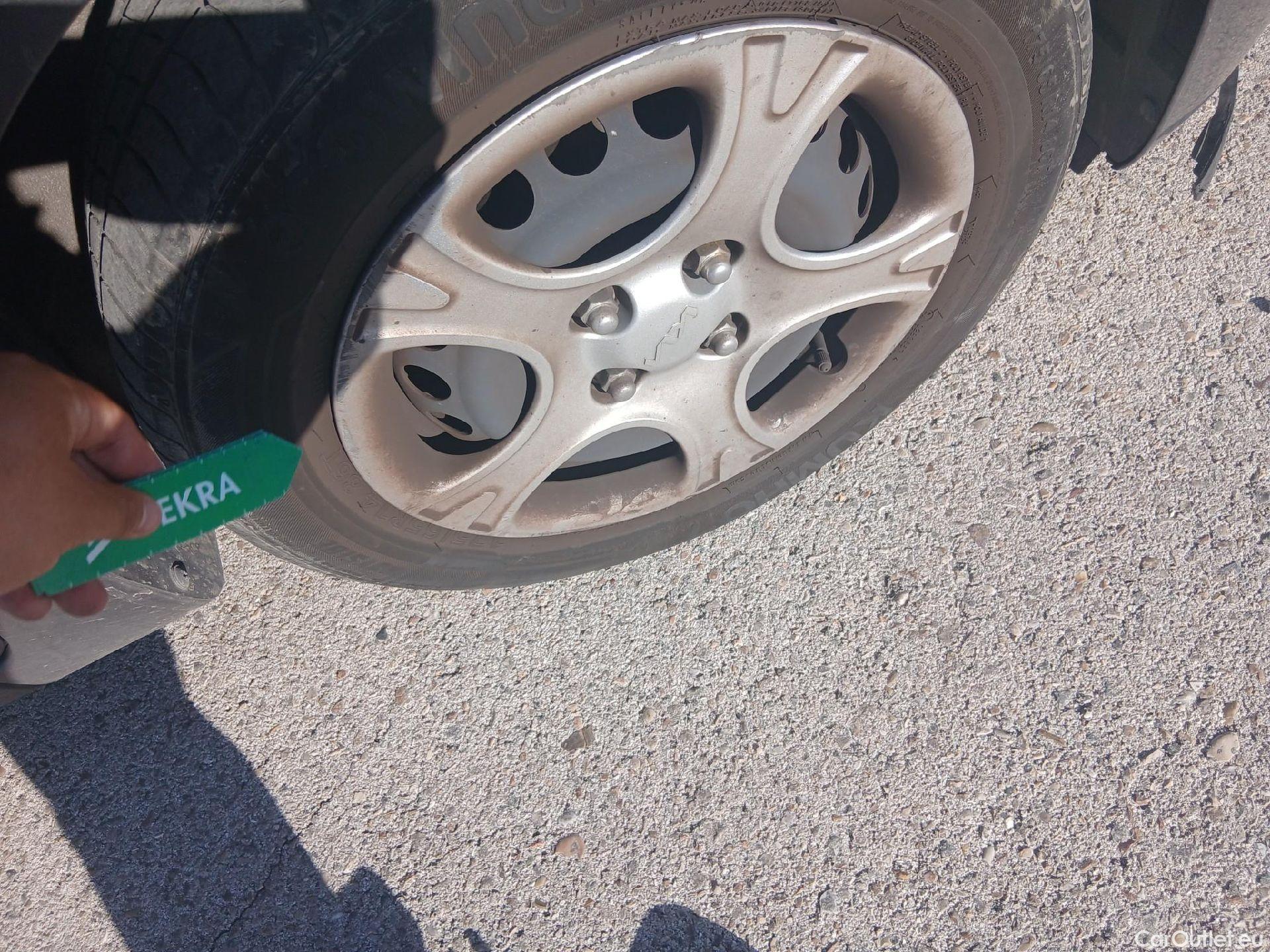  KIA  Picanto KIA  / 2020 / 5P / berlina con portón 1.0 DPi 49kW (67CV) Concept #39