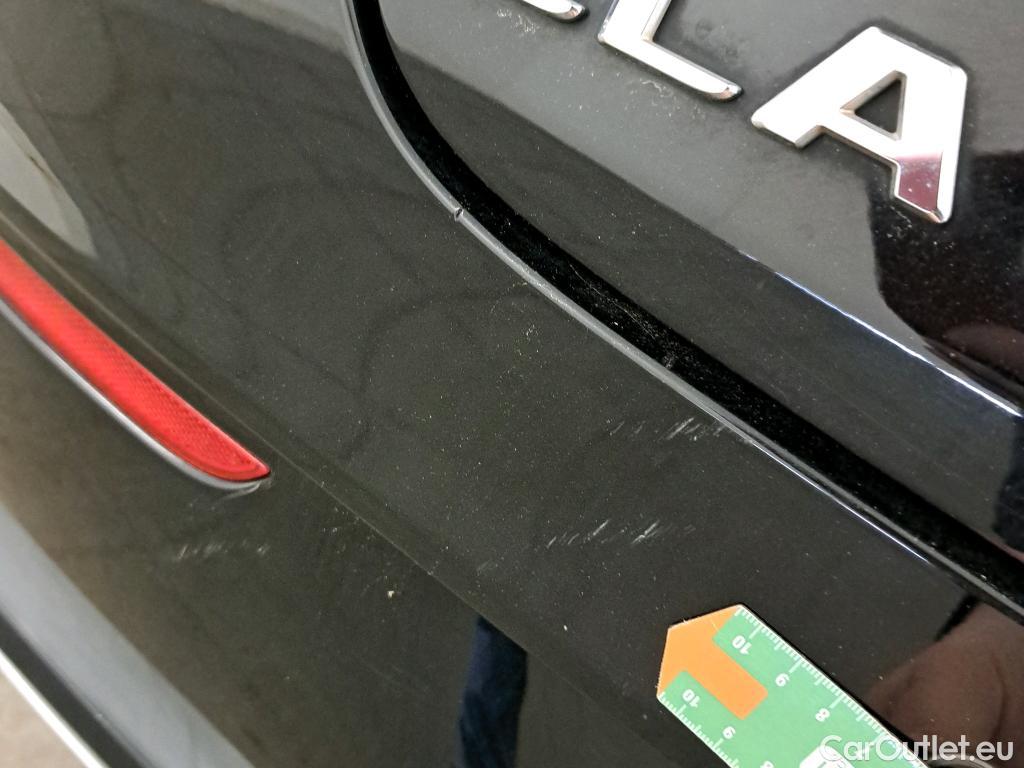  Mercedes  CLA-Klasse MERCEDES-BENZ CLA / 2019 / 5P / familiar CLA 200 D DCT Shooting Brake #44