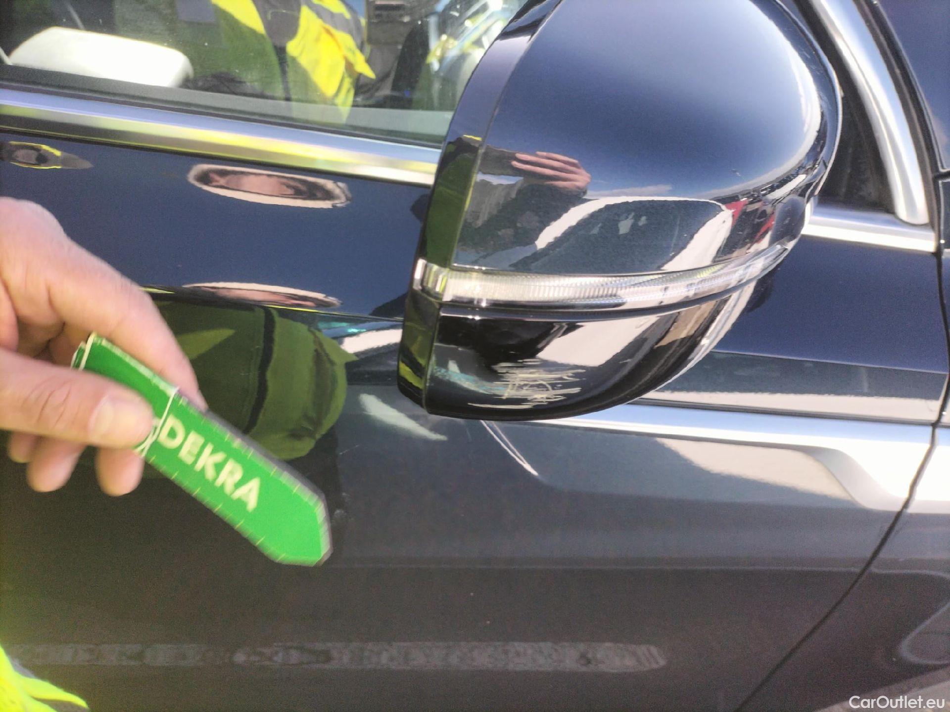  KIA  Sorento KIA  / 2020 / 5P / todoterreno 1.6 T-GDi PHEV Emotion 4x4 7pl P.Luxury #46