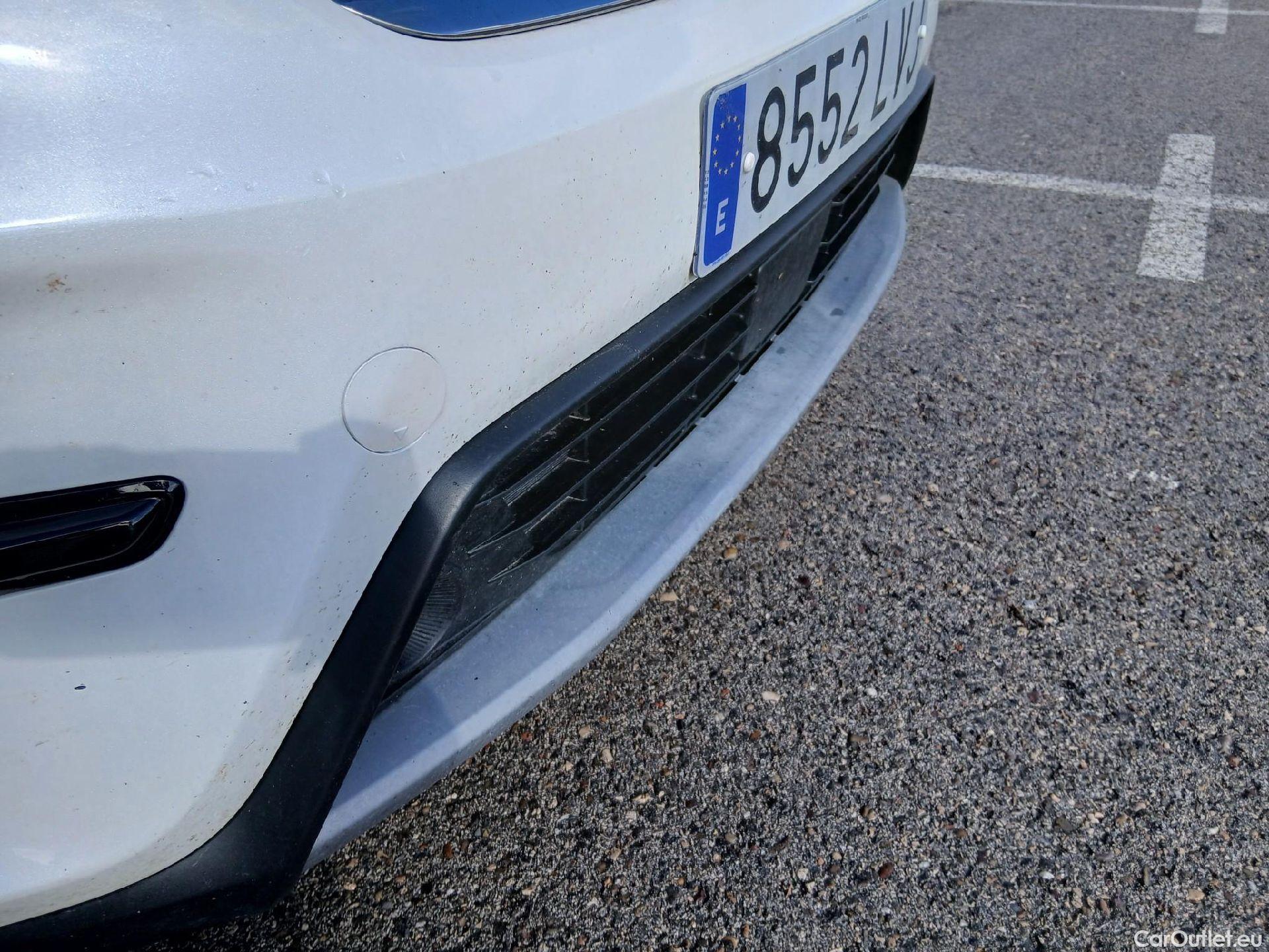  KIA  Niro KIA  / 2019 / 5P / crossover 1.6 GDi HEV 104kW (141CV) Drive #5