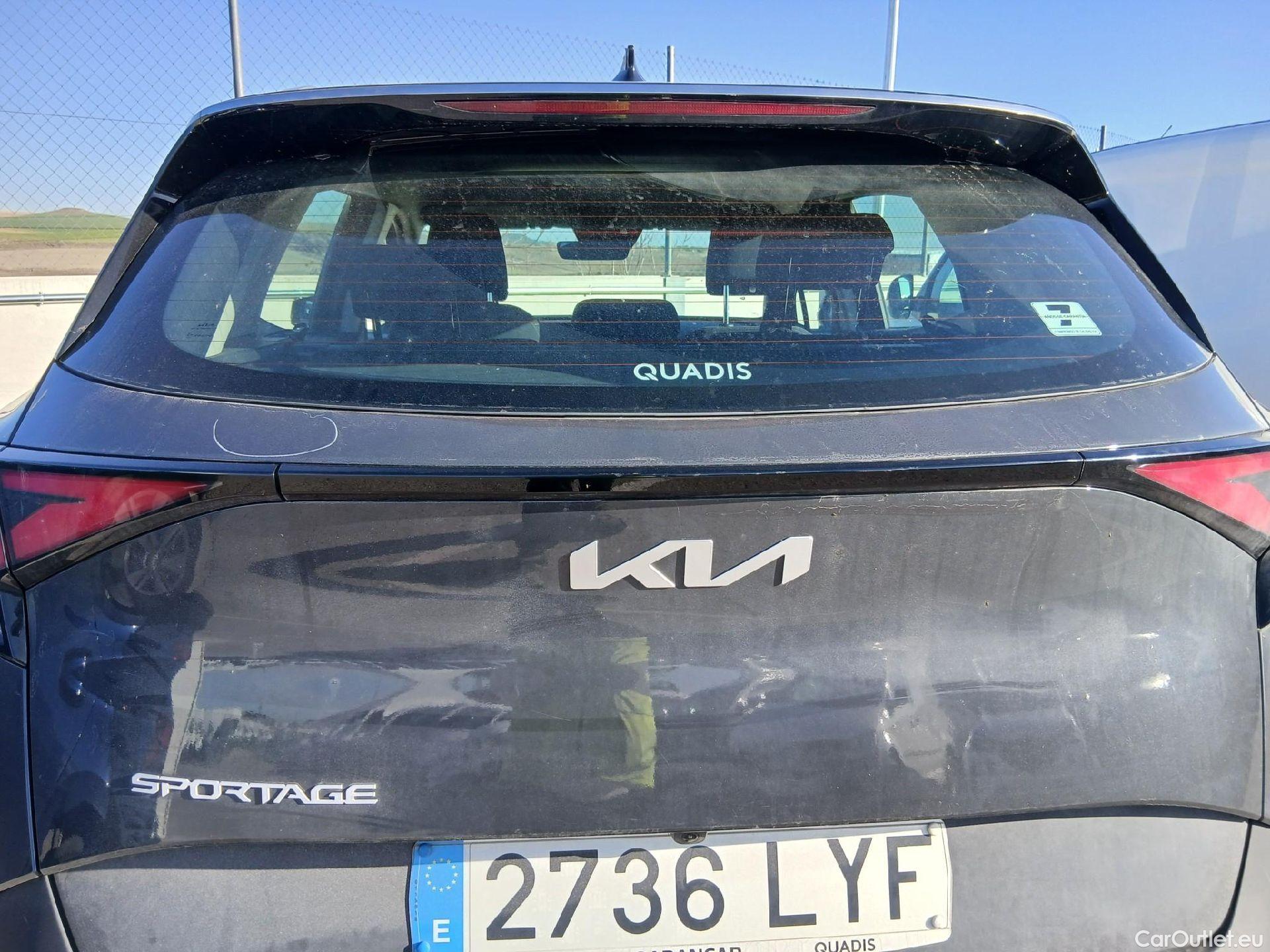  KIA  Sportage KIA  / 2022 / 5P / todoterreno 1.6 T-GDi 110kW (150CV) Concept 4x2 #41