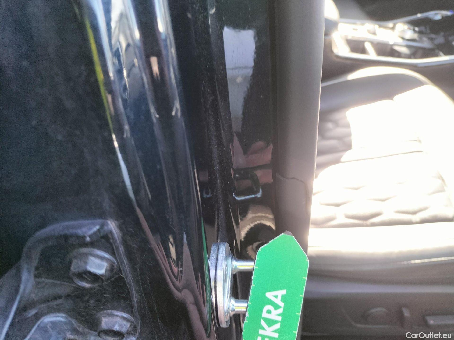  KIA  Sorento KIA  / 2020 / 5P / todoterreno 1.6 T-GDi PHEV Emotion 4x4 7pl P.Luxury #44