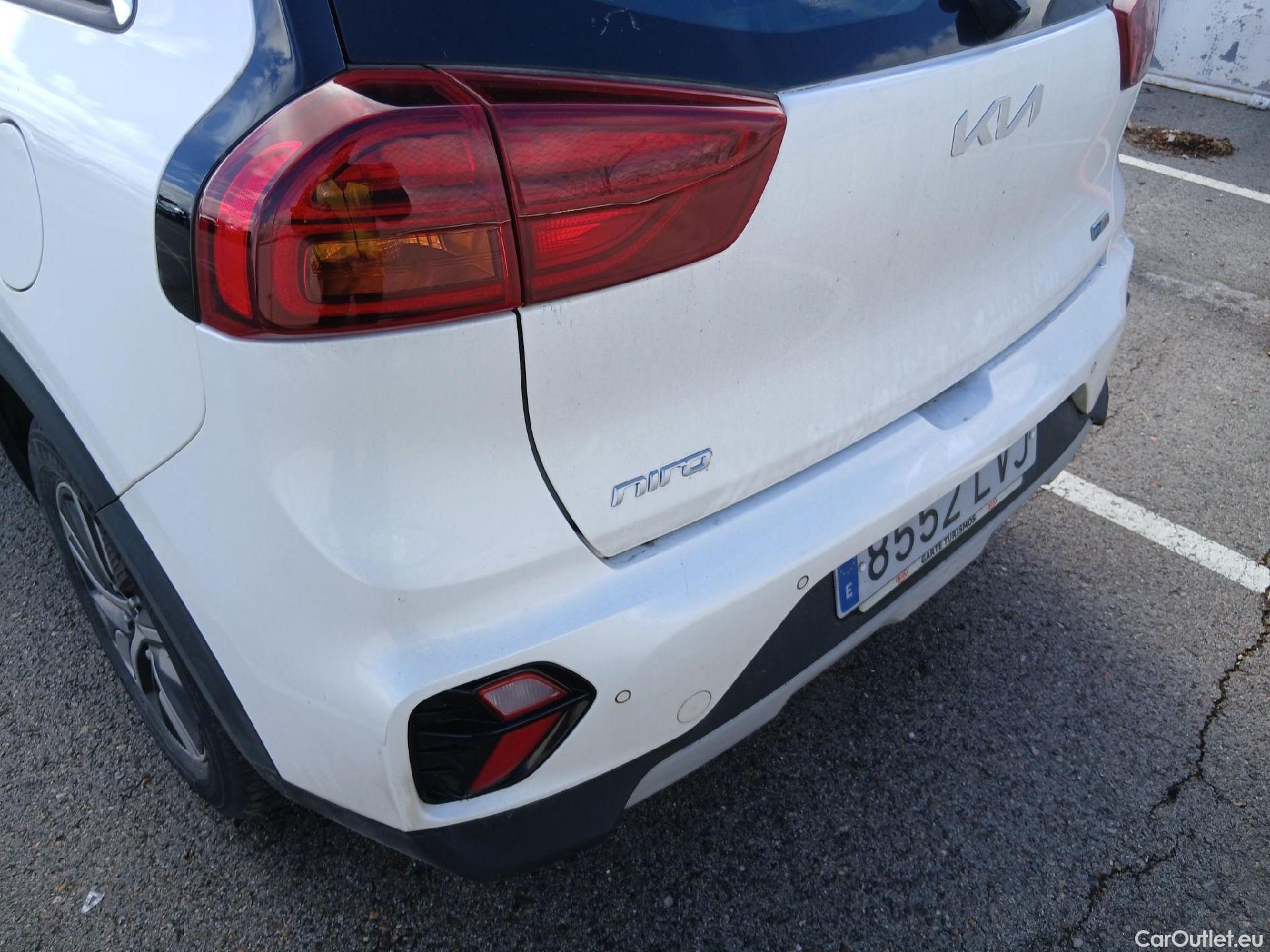  KIA  Niro KIA  / 2019 / 5P / crossover 1.6 GDi HEV 104kW (141CV) Drive #14