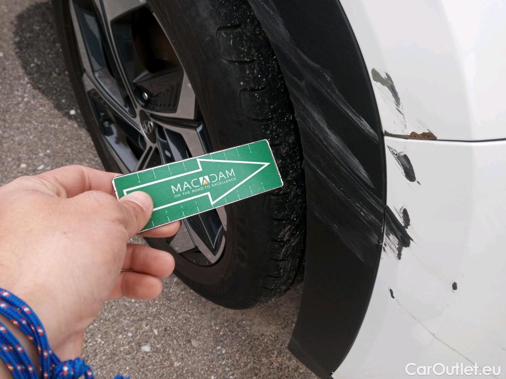  Hyundai  Tucson HYUNDAI  / 2020 / 5P / todoterreno 1.6 TGDI PHEV 195kW Tecno Sky Auto 4x4 #34