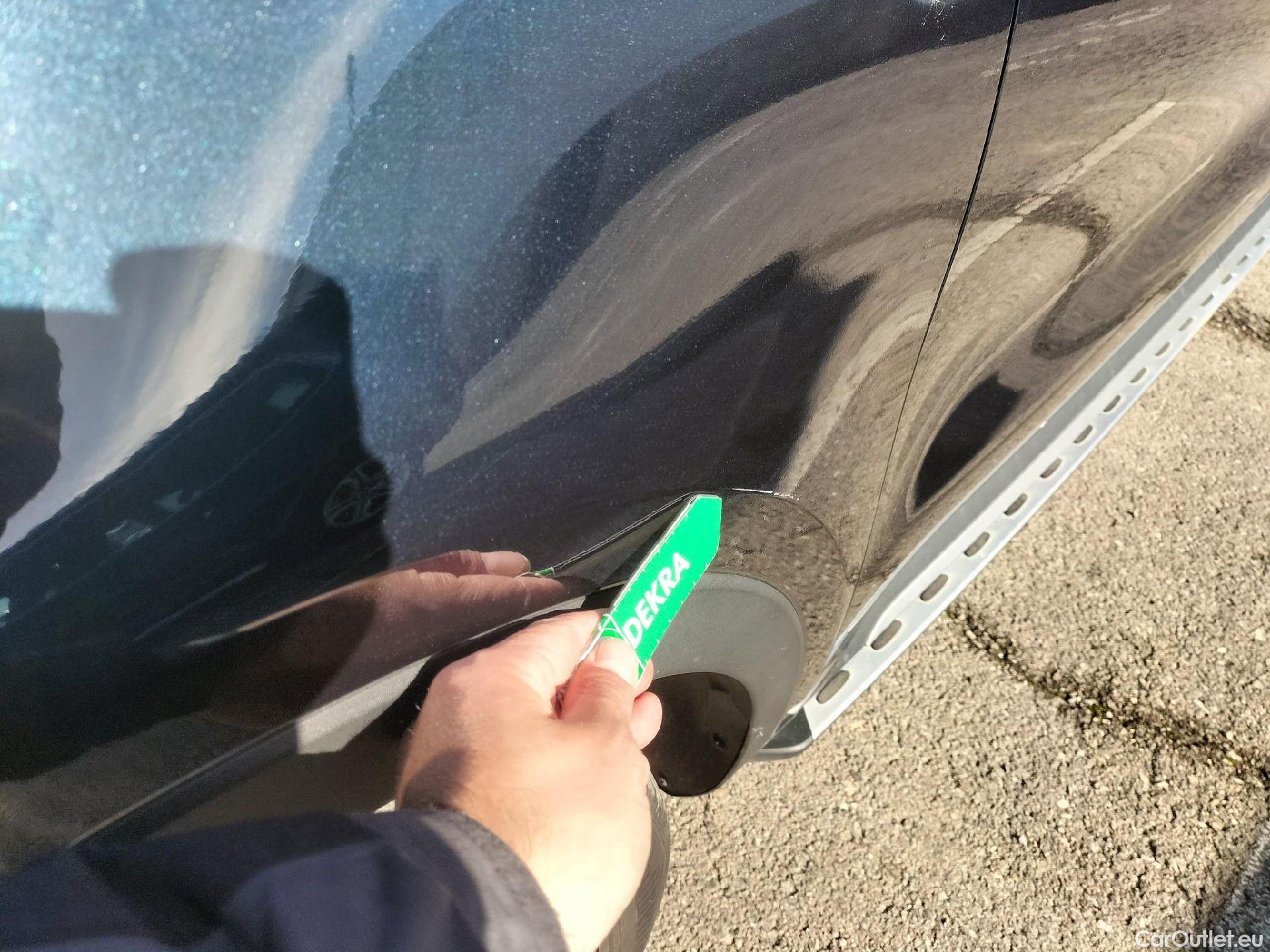  KIA  Sorento KIA  / 2020 / 5P / todoterreno 1.6 T-GDi PHEV Emotion 4x4 7pl P.Luxury #7