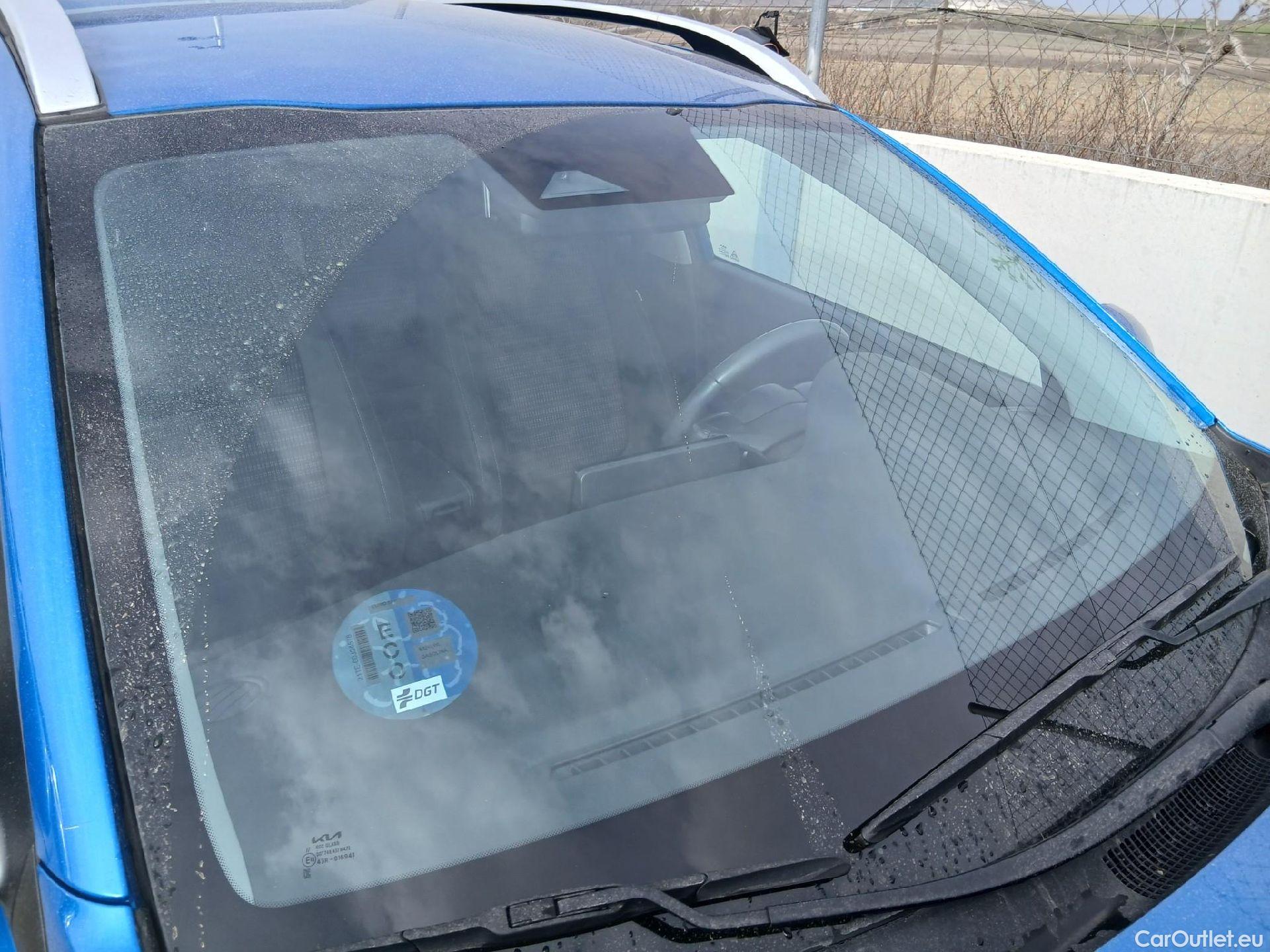  KIA  STONIC KIA  / 2017 / 5P / todoterreno 1.0 T-GDi 74kW (100CV) MHEV iMT Drive #2