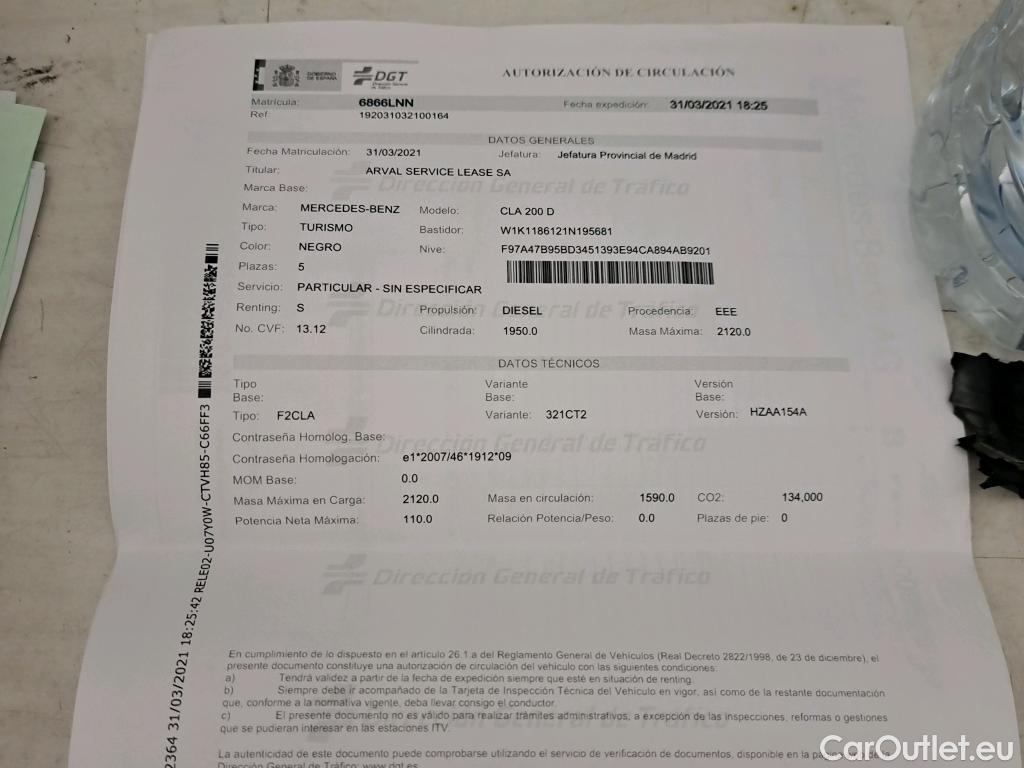  Mercedes  CLA-Klasse MERCEDES-BENZ CLA / 2019 / 5P / familiar CLA 200 D DCT Shooting Brake #37