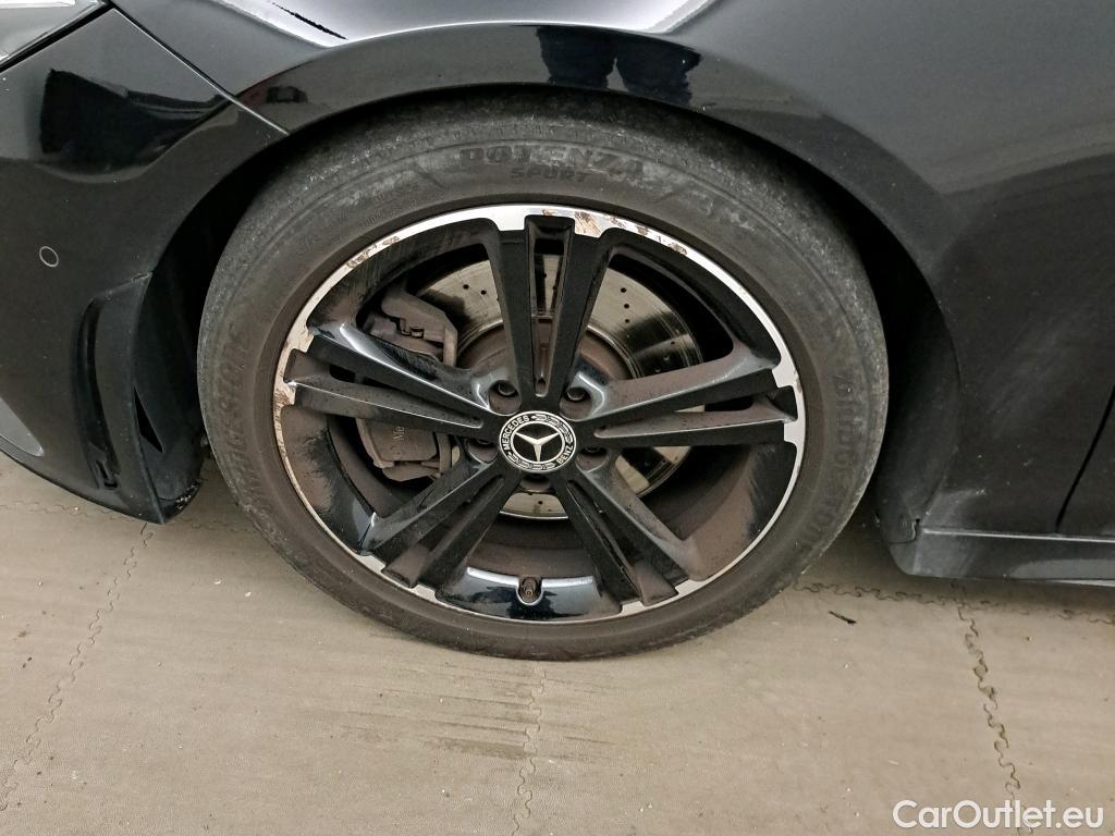  Mercedes  CLA-Klasse MERCEDES-BENZ CLA / 2019 / 5P / familiar CLA 200 D DCT Shooting Brake #3