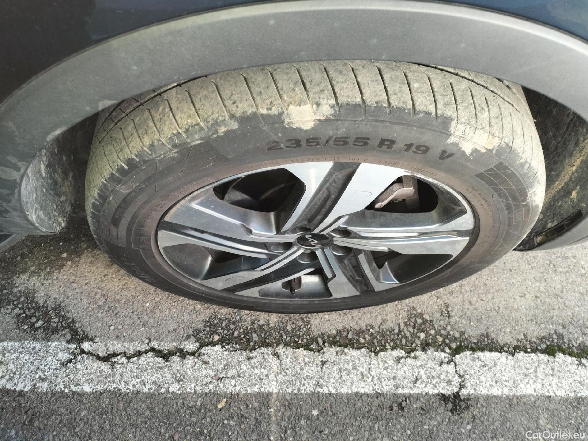  KIA  Sorento KIA  / 2020 / 5P / todoterreno 1.6 T-GDi PHEV Emotion 4x4 7pl P.Luxury #50