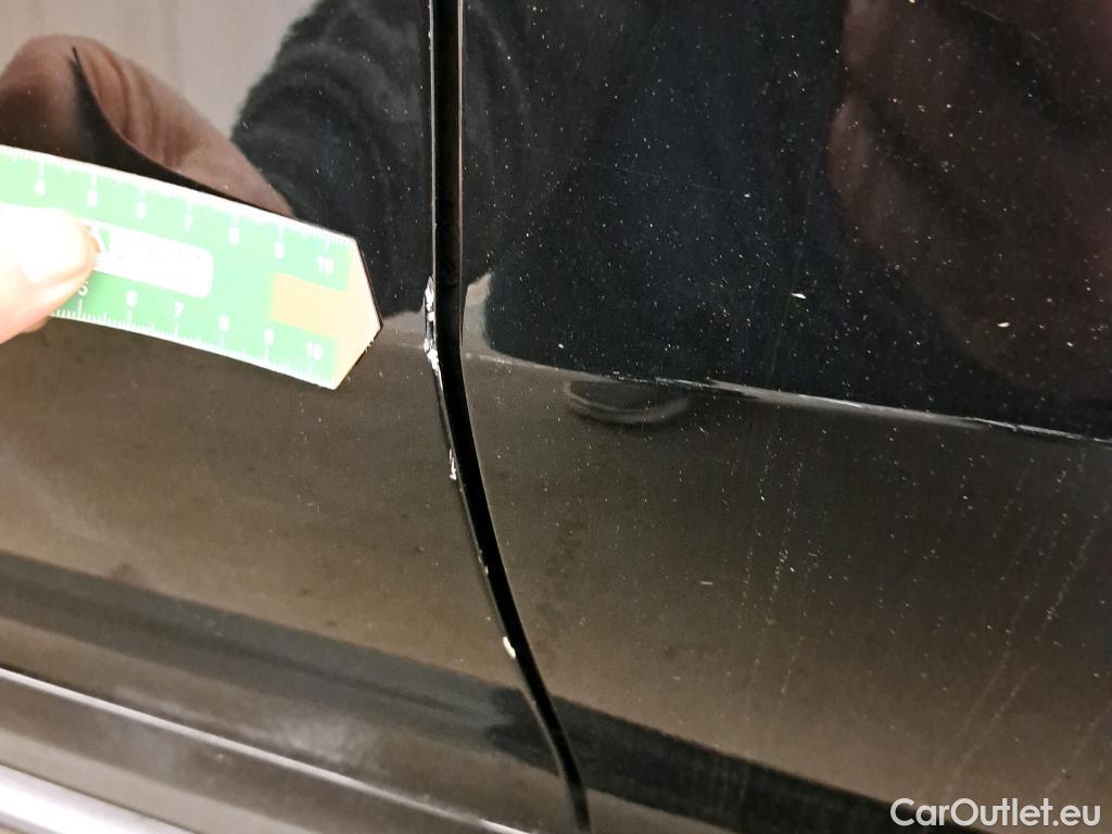  Mercedes  CLA-Klasse MERCEDES-BENZ CLA / 2019 / 5P / familiar CLA 200 D DCT Shooting Brake #15