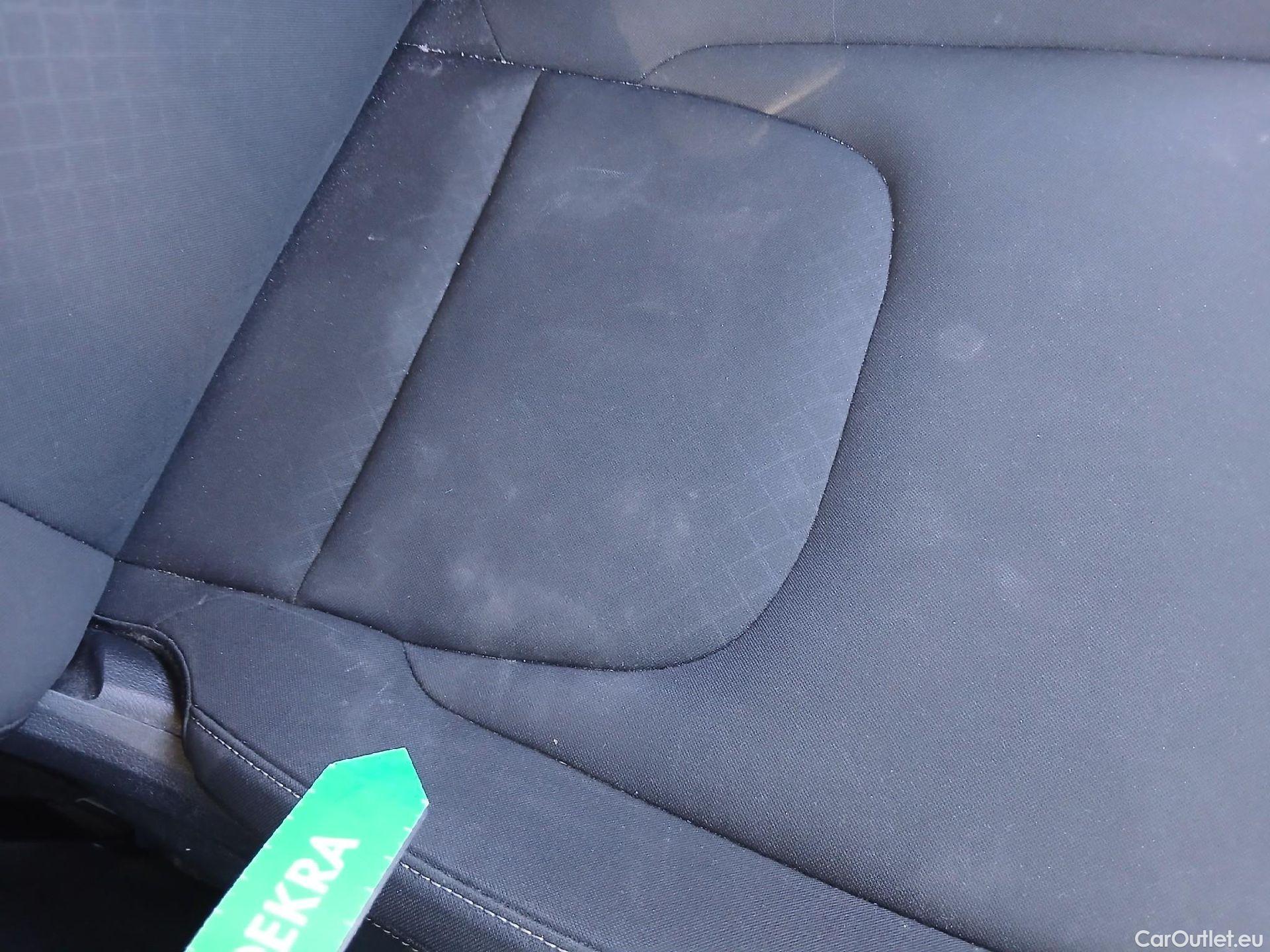  KIA  Sportage KIA  / 2022 / 5P / todoterreno 1.6 T-GDi 110kW (150CV) Concept 4x2 #23