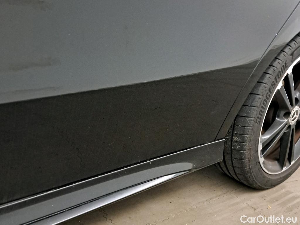  Mercedes  CLA-Klasse MERCEDES-BENZ CLA / 2019 / 5P / familiar CLA 200 D DCT Shooting Brake #22