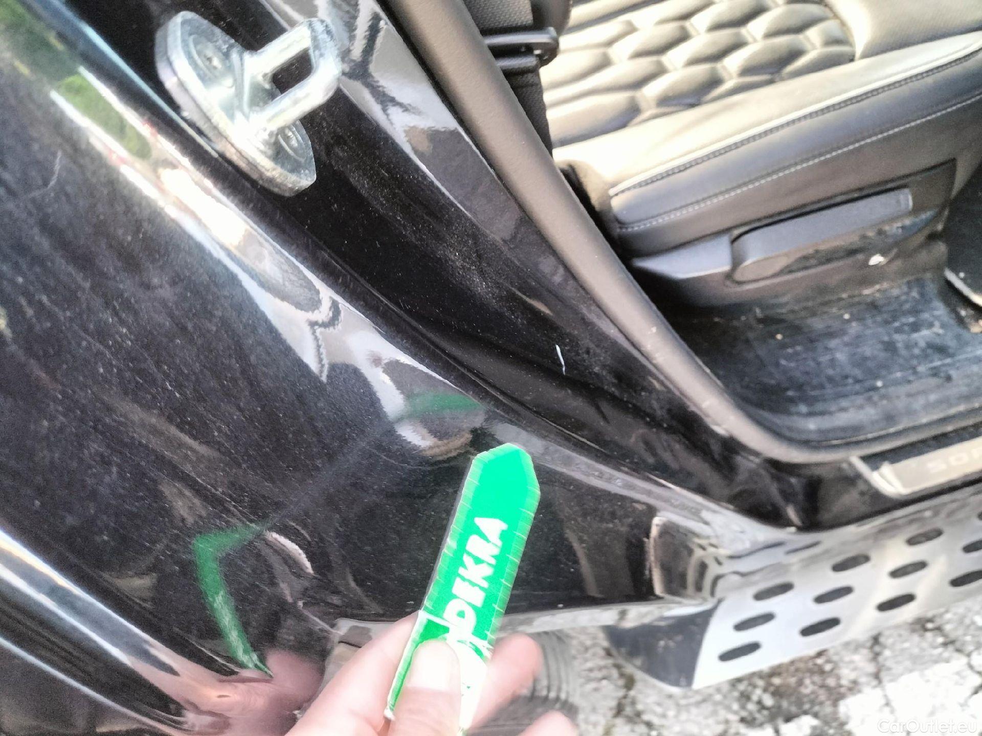  KIA  Sorento KIA  / 2020 / 5P / todoterreno 1.6 T-GDi PHEV Emotion 4x4 7pl P.Luxury #40